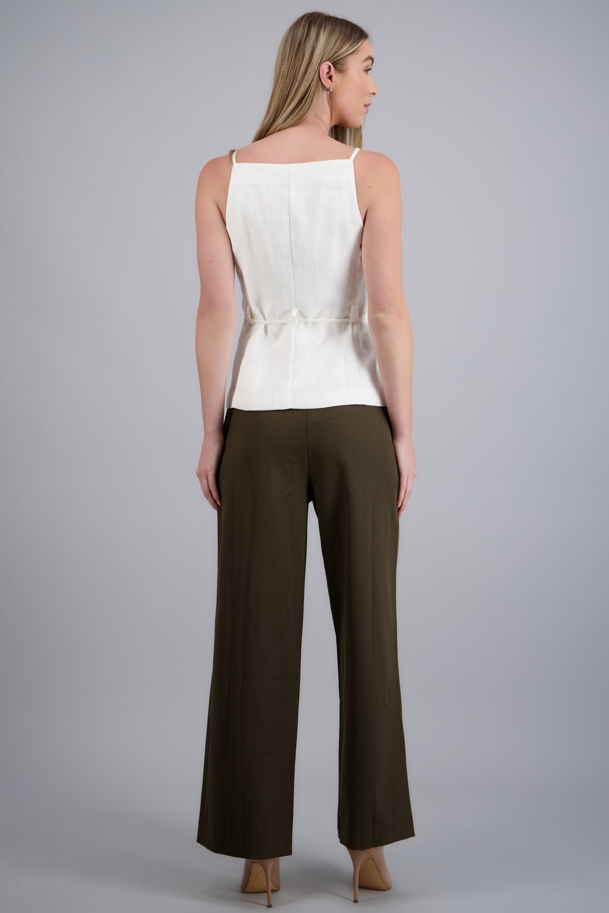 Pantalon liso pinzas OLIVO