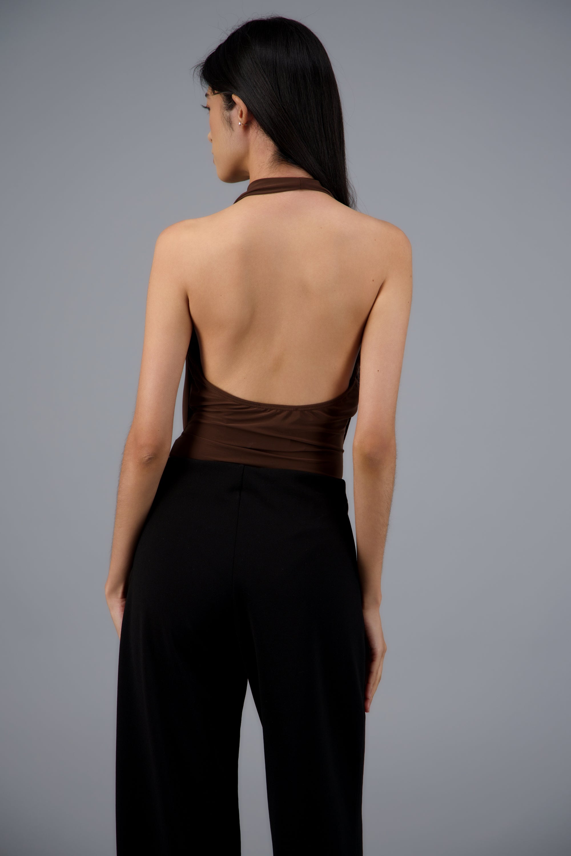Bodysuit halter cuello cascada CAFE OBSCURO