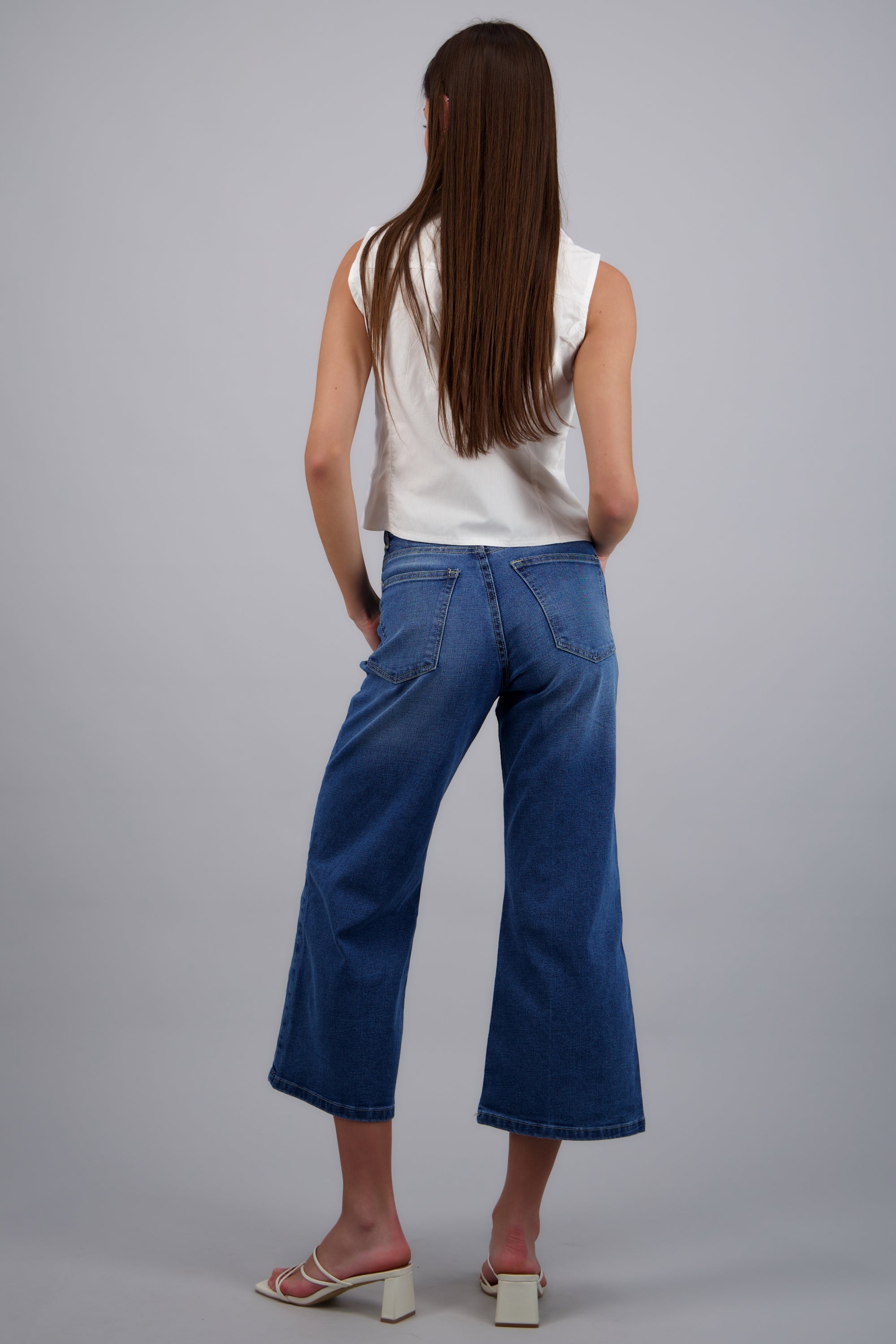 Jeans cropped deslavado MEDIUM WASH