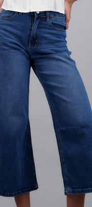 MEDIUM WASH