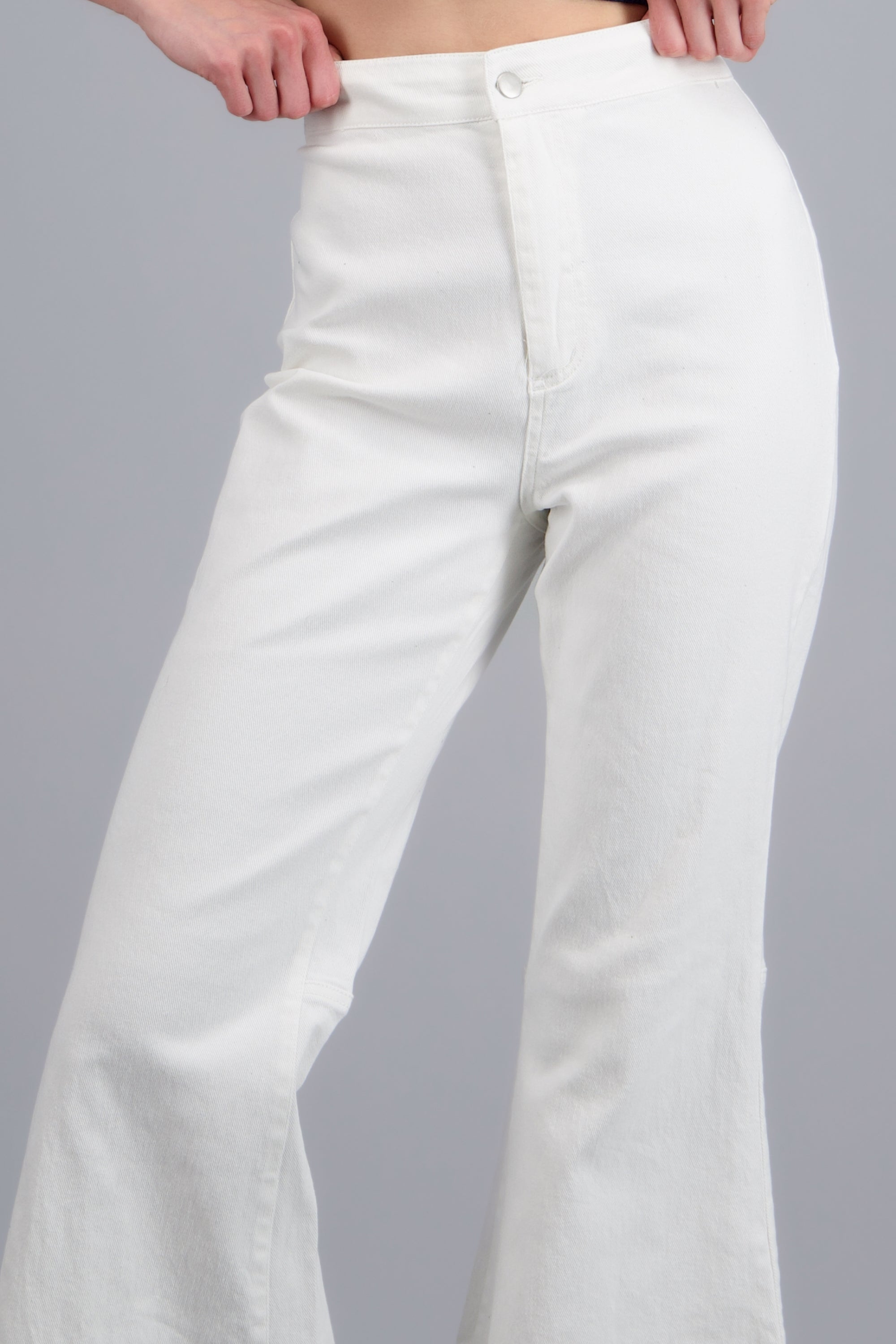 Jeans corte flare BLANCO