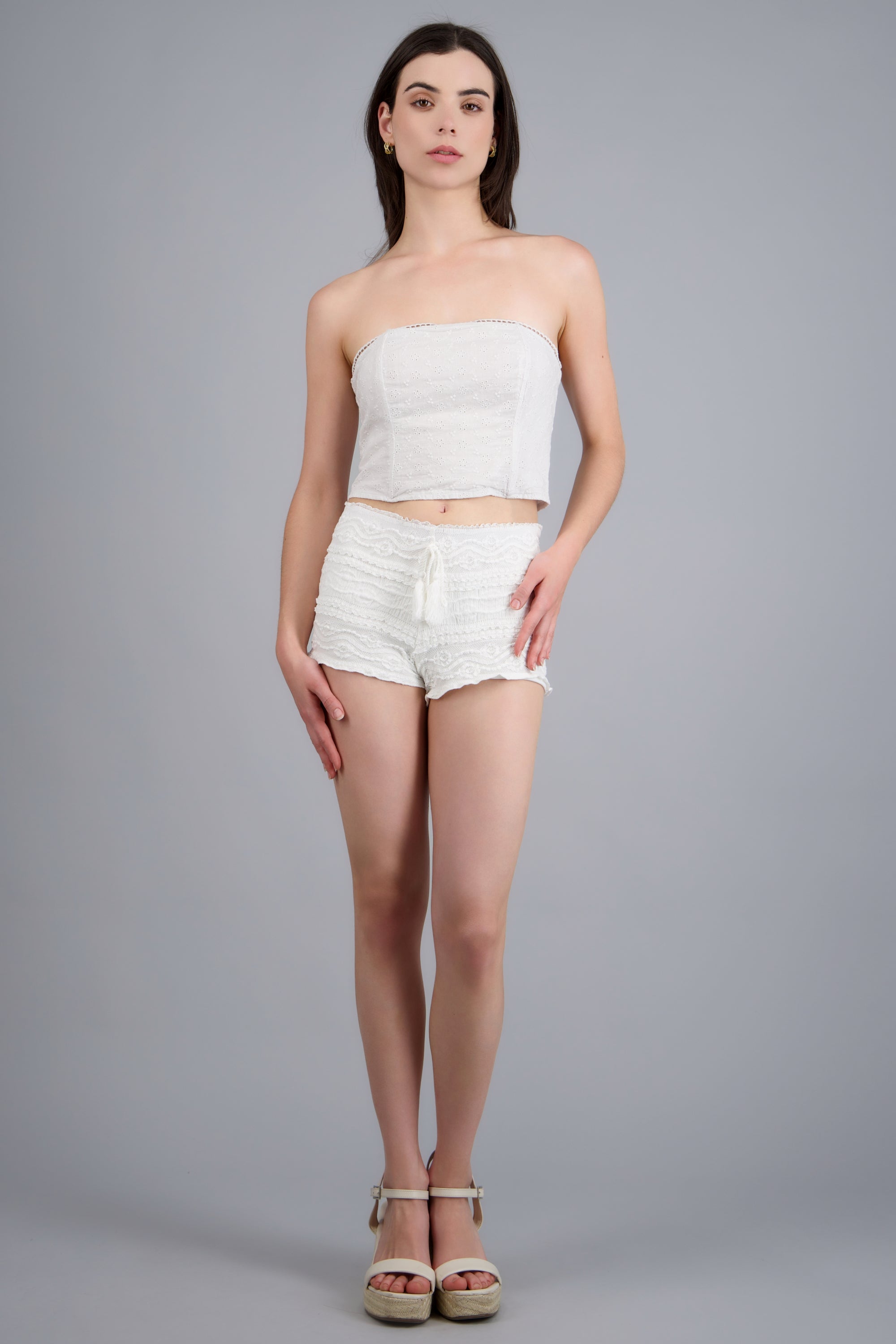 Mini short de encaje HUESO