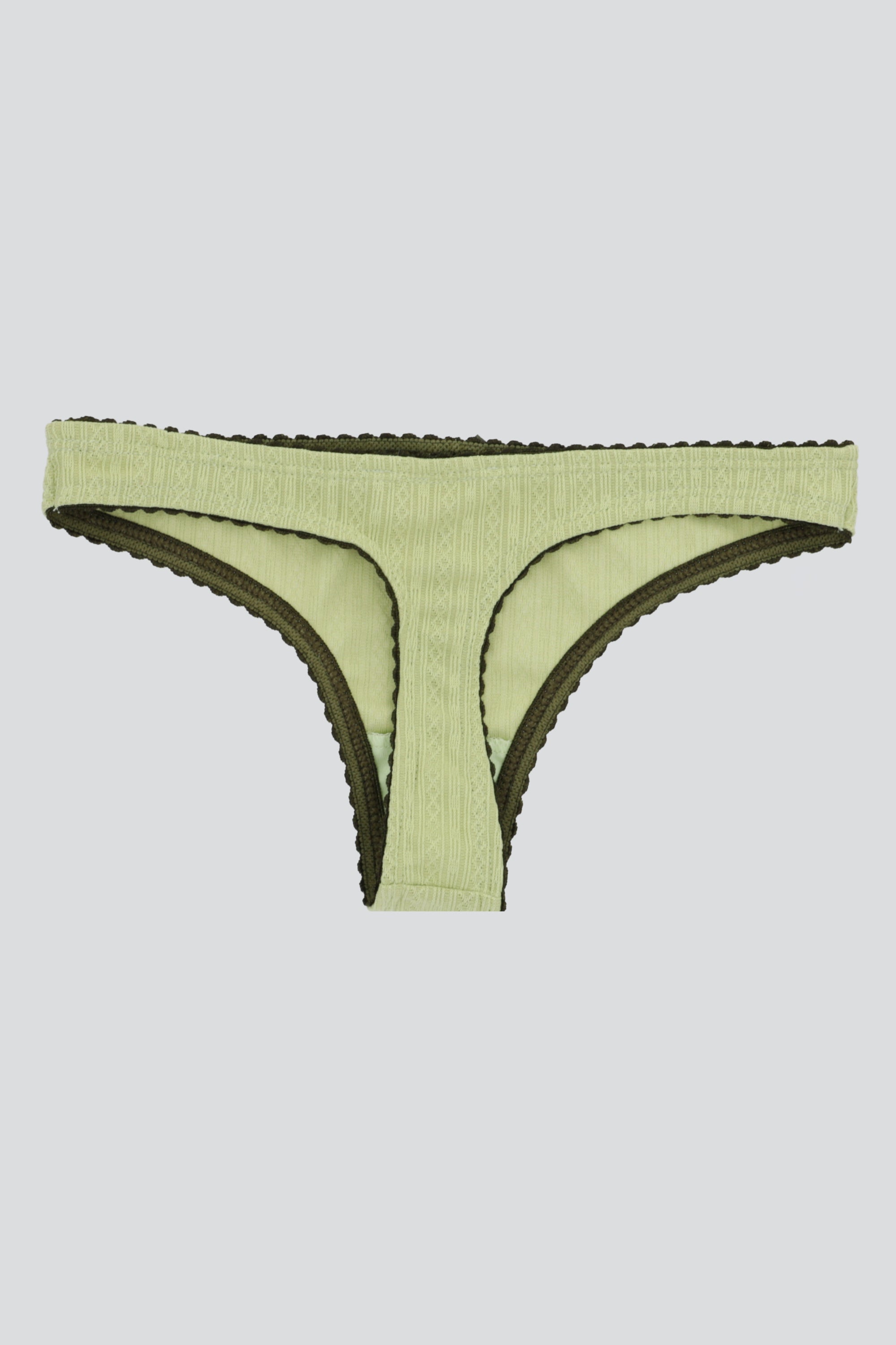 VERDE CLARO