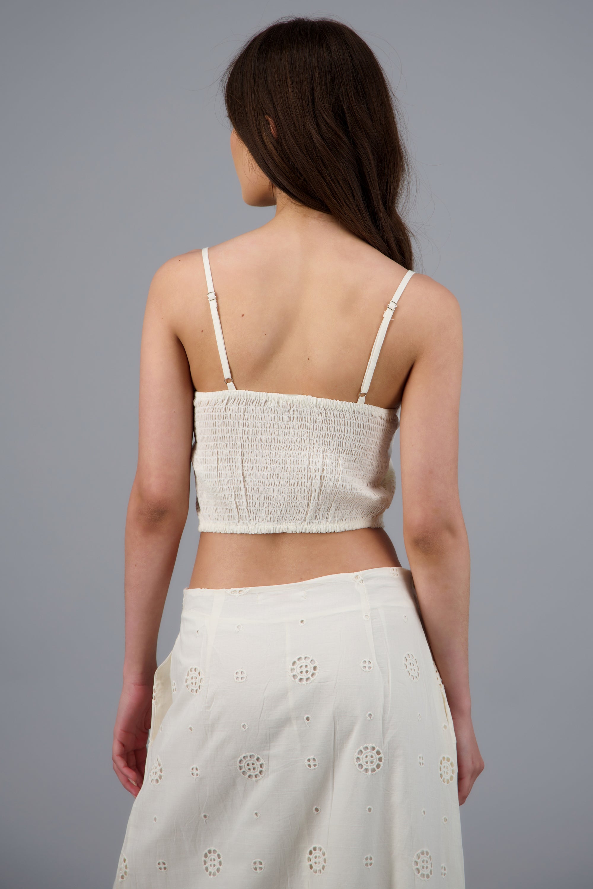 Top crop tirantes detalle eyelet BEIGE