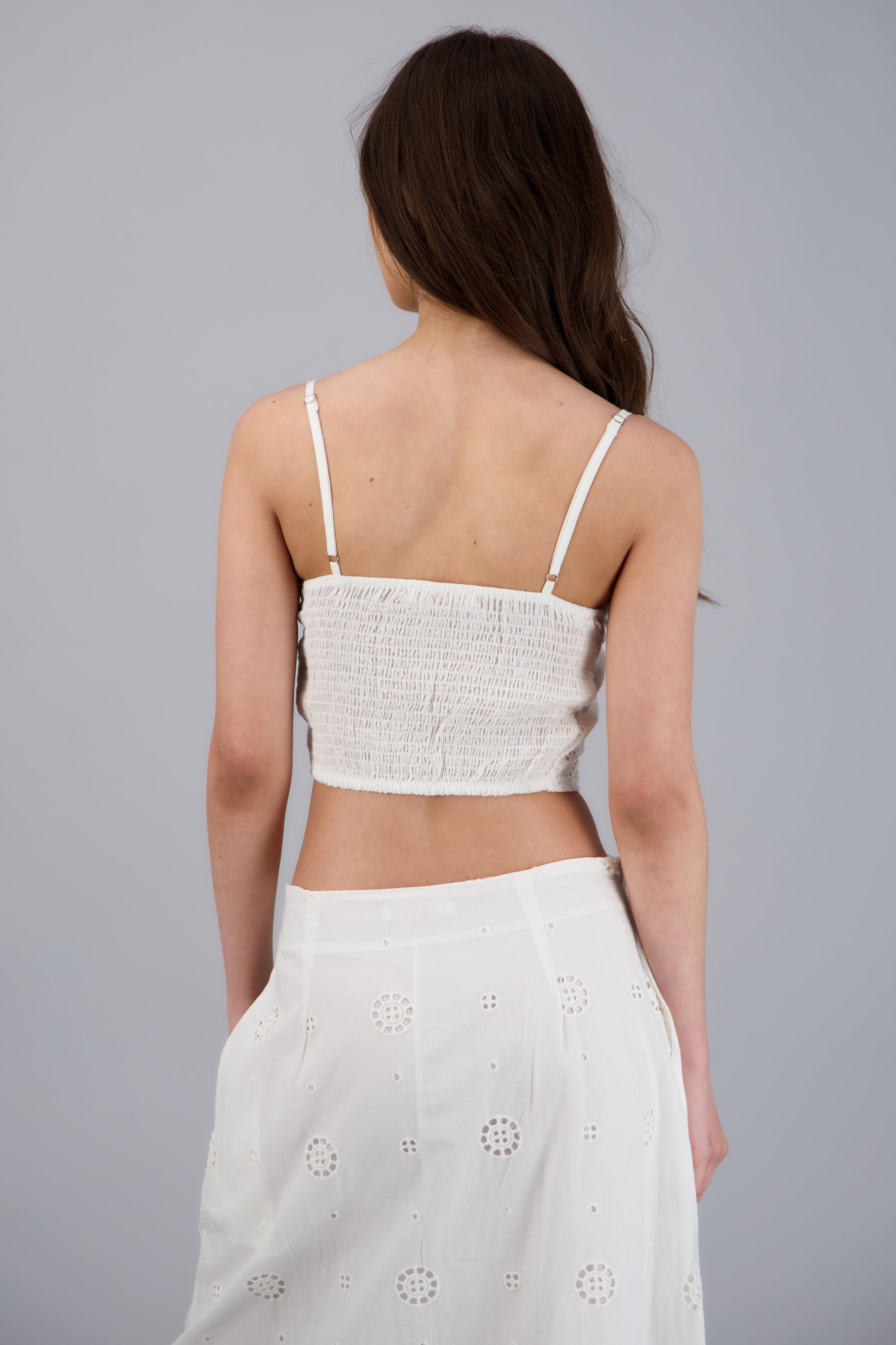 Top crop tirantes detalle eyelet BLANCO