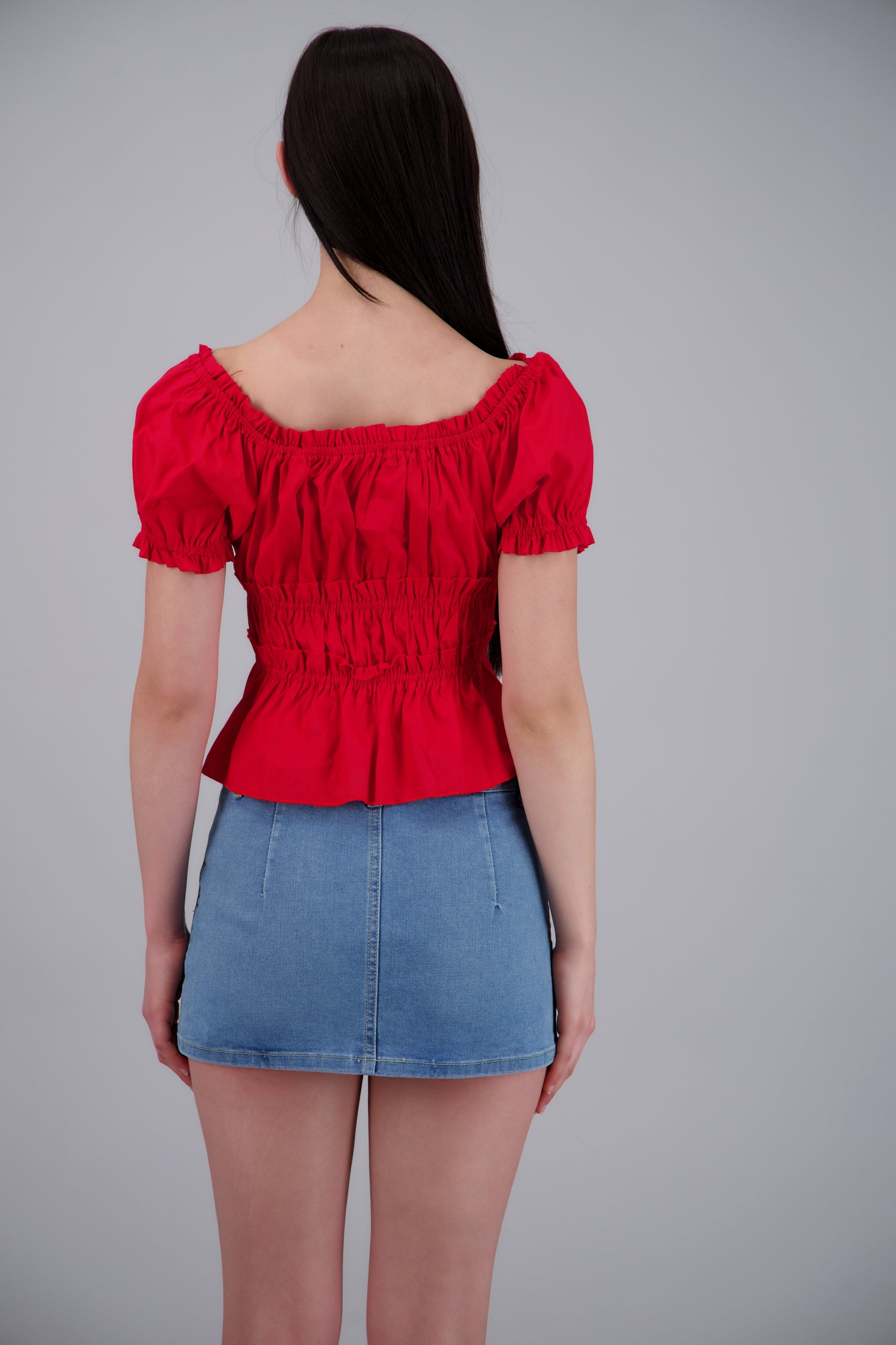Blusa manga corta detalle resortes ROJO