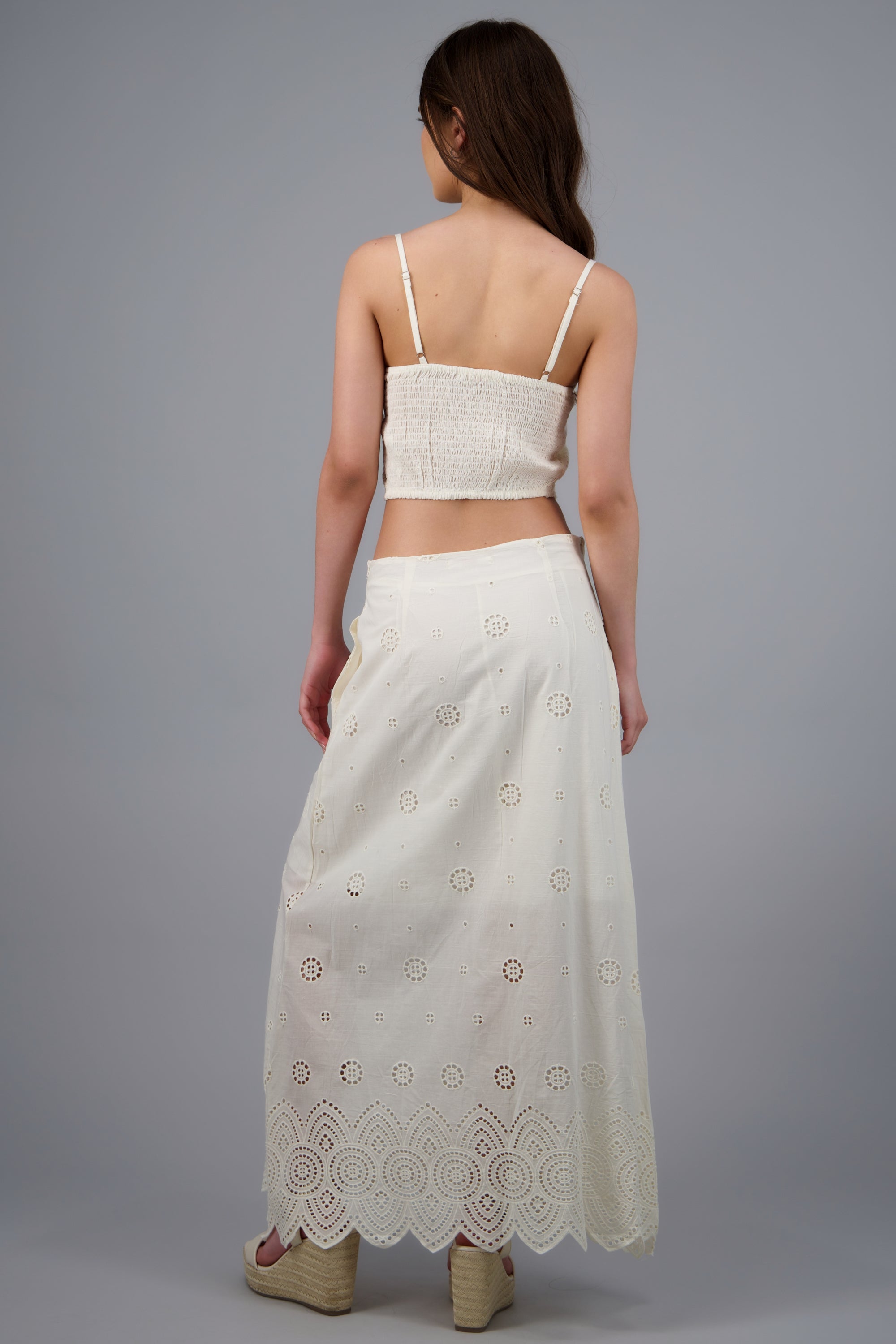 Falda maxi detalle eyelet BEIGE