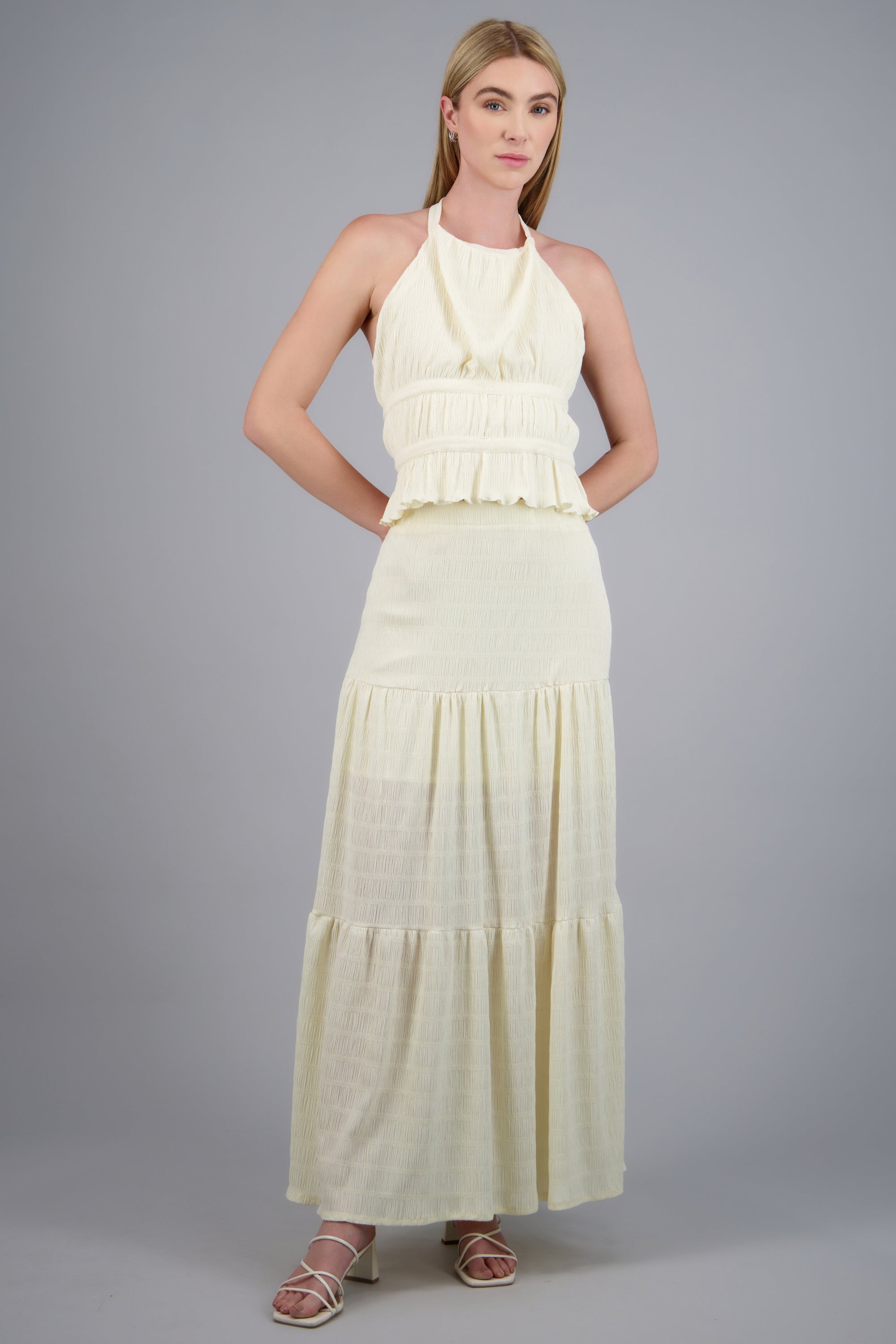 Falda maxi detalle olanes HUESO