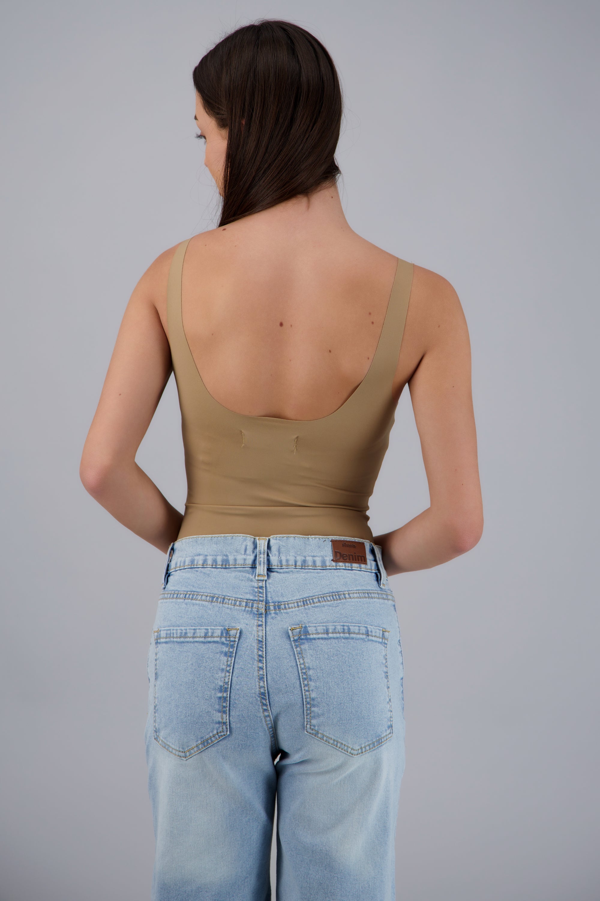 Bodysuit liso de tirantes TAUPE