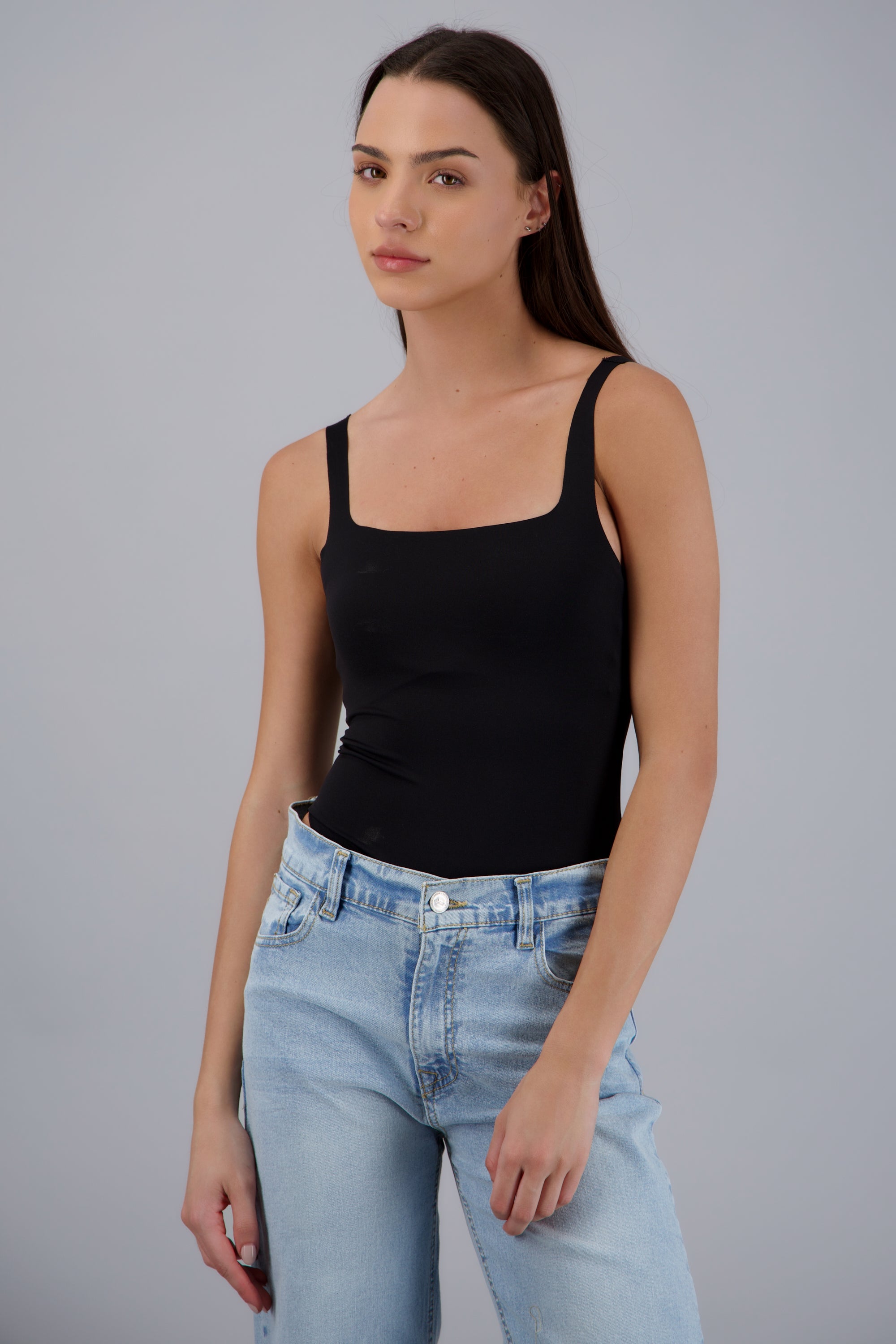 Bodysuit liso de tirantes NEGRO