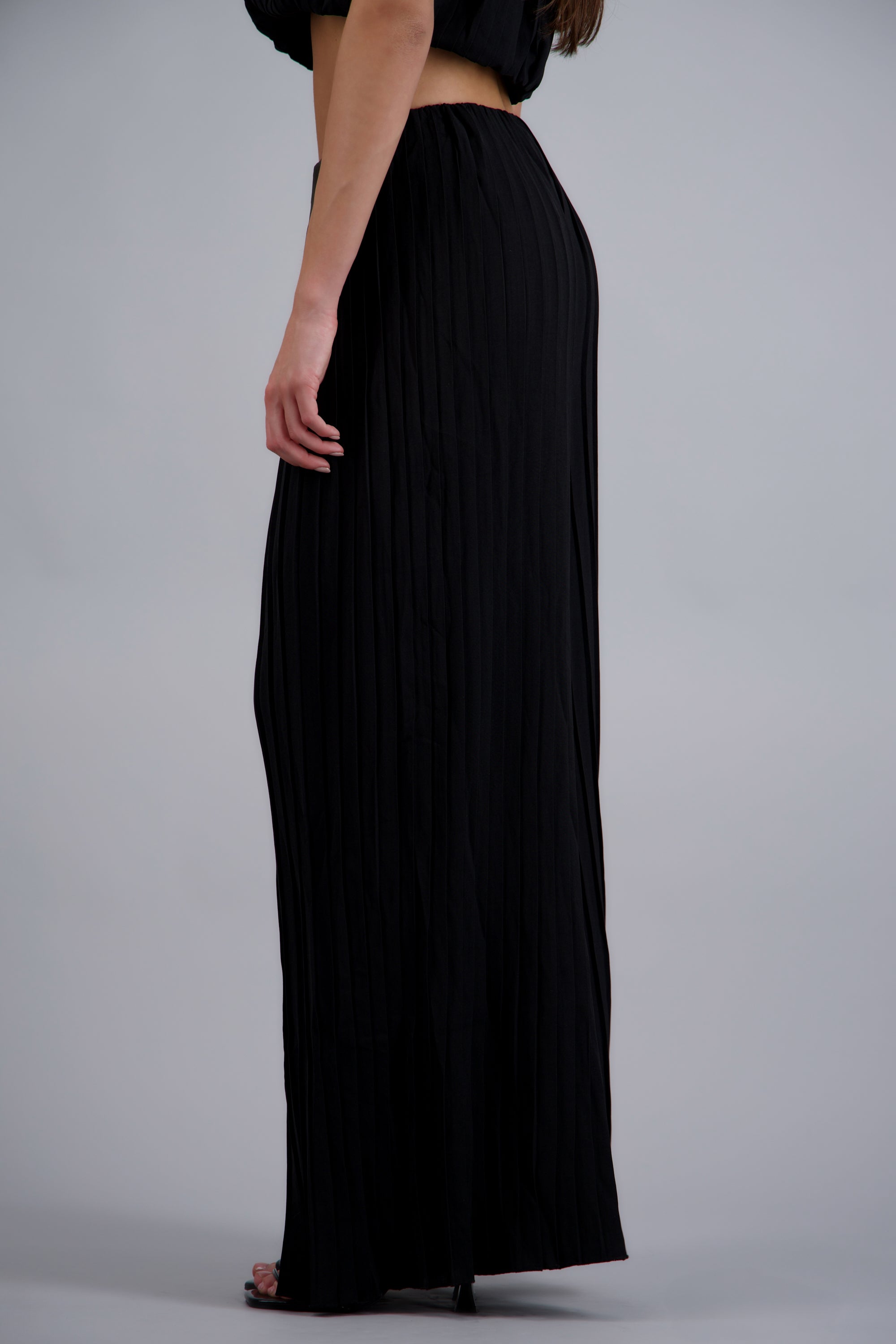 Pantalon wide leg detalle textura NEGRO