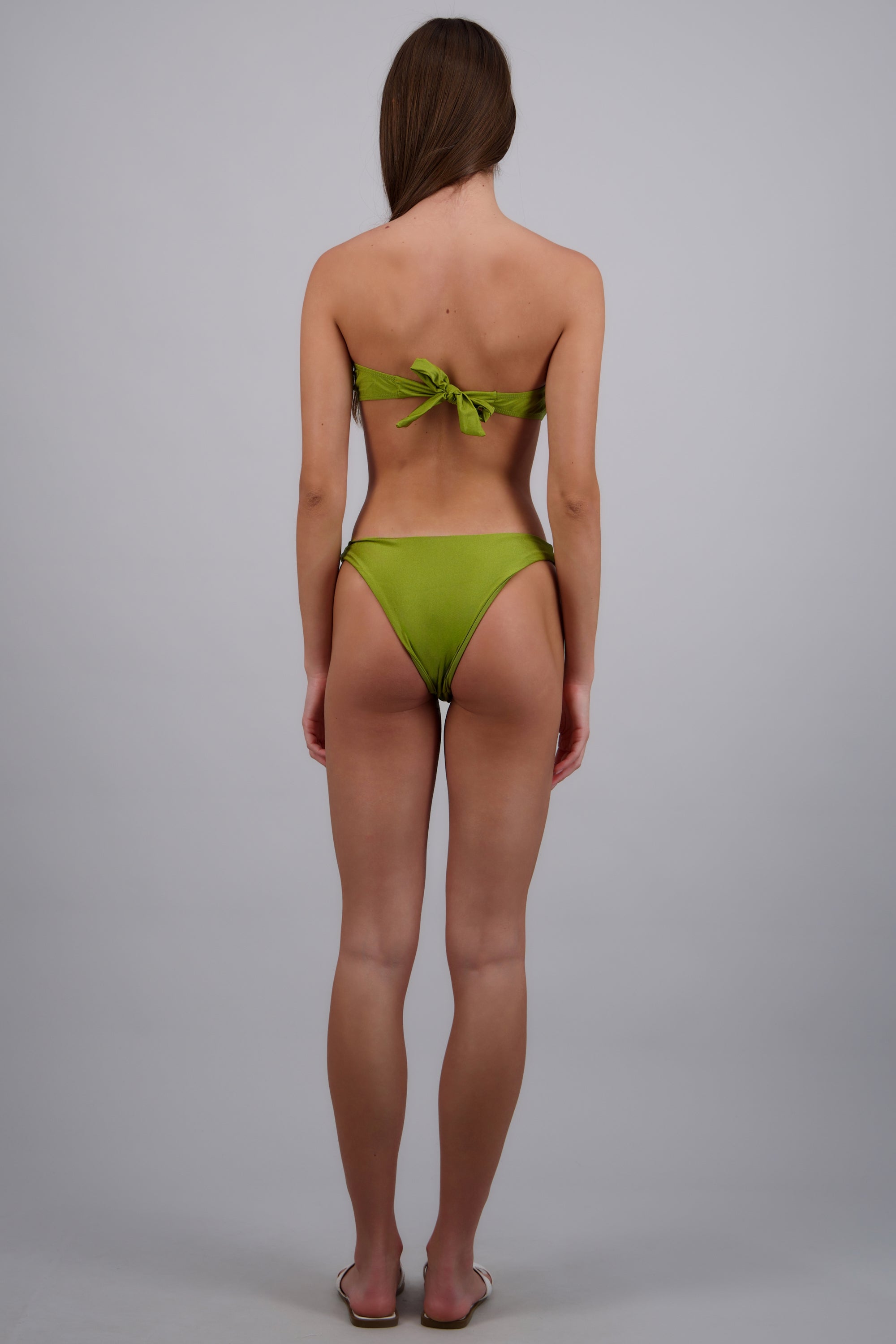 Bikini straples detalle metalico VERDE BRILLANTE
