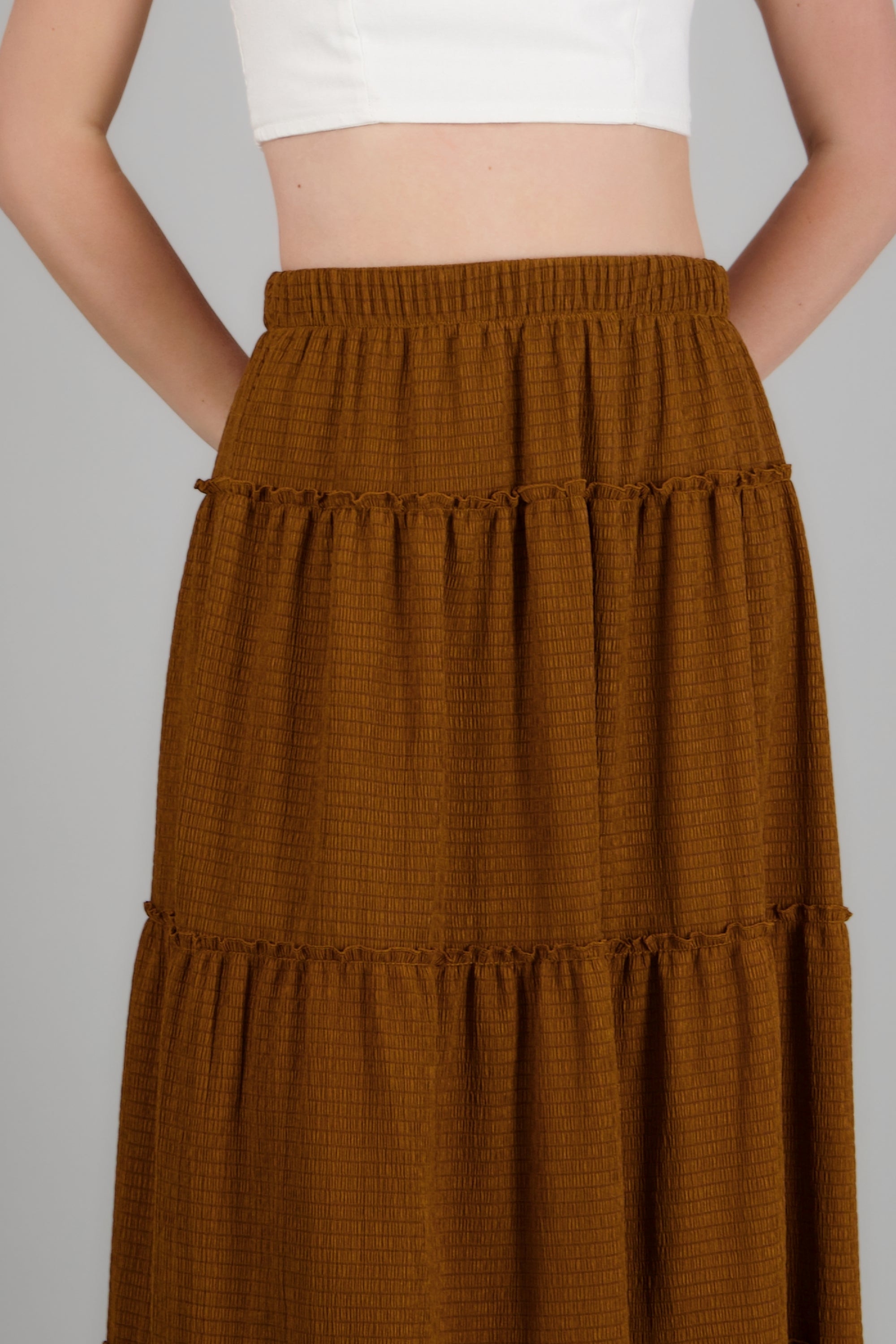 Falda maxi detalle olanes CAMELLO