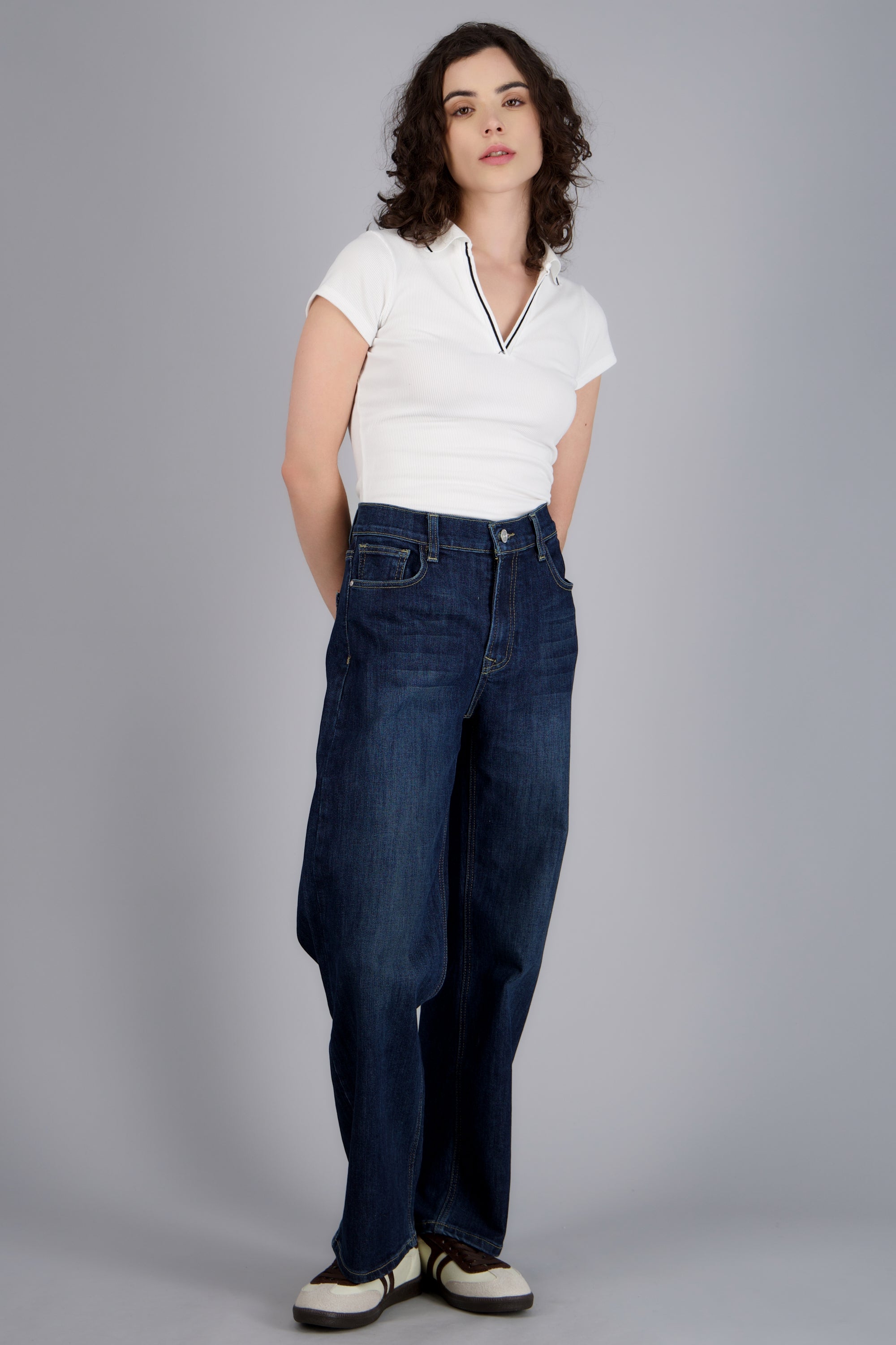 Jeans straight entintados DARK WASH