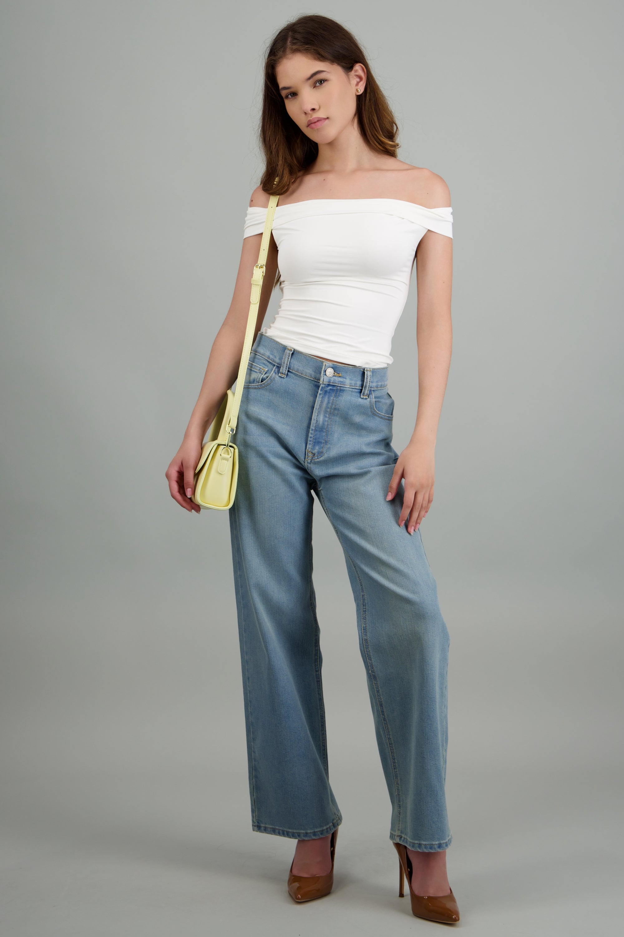 Jeans straight entintados BLEACHED