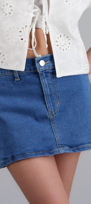 MEDIUM WASH