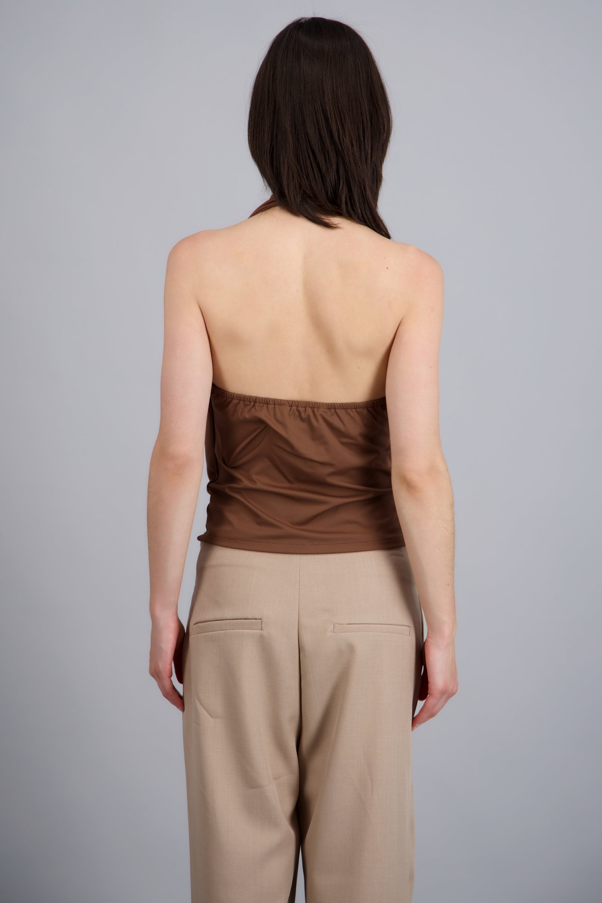 Top halter cascada con hebilla CAFE