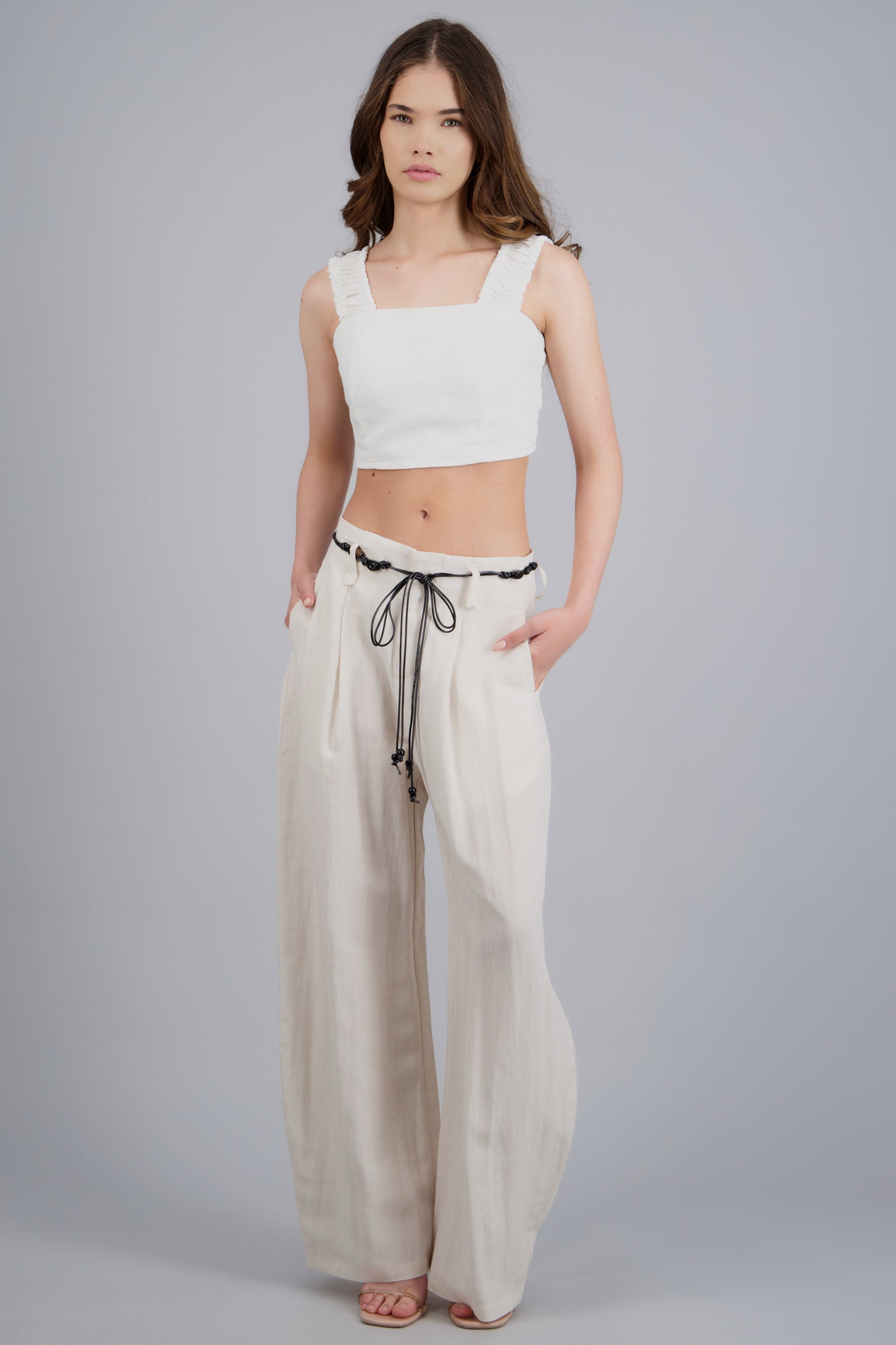Pantalon wide leg detalle cinturon BEIGE