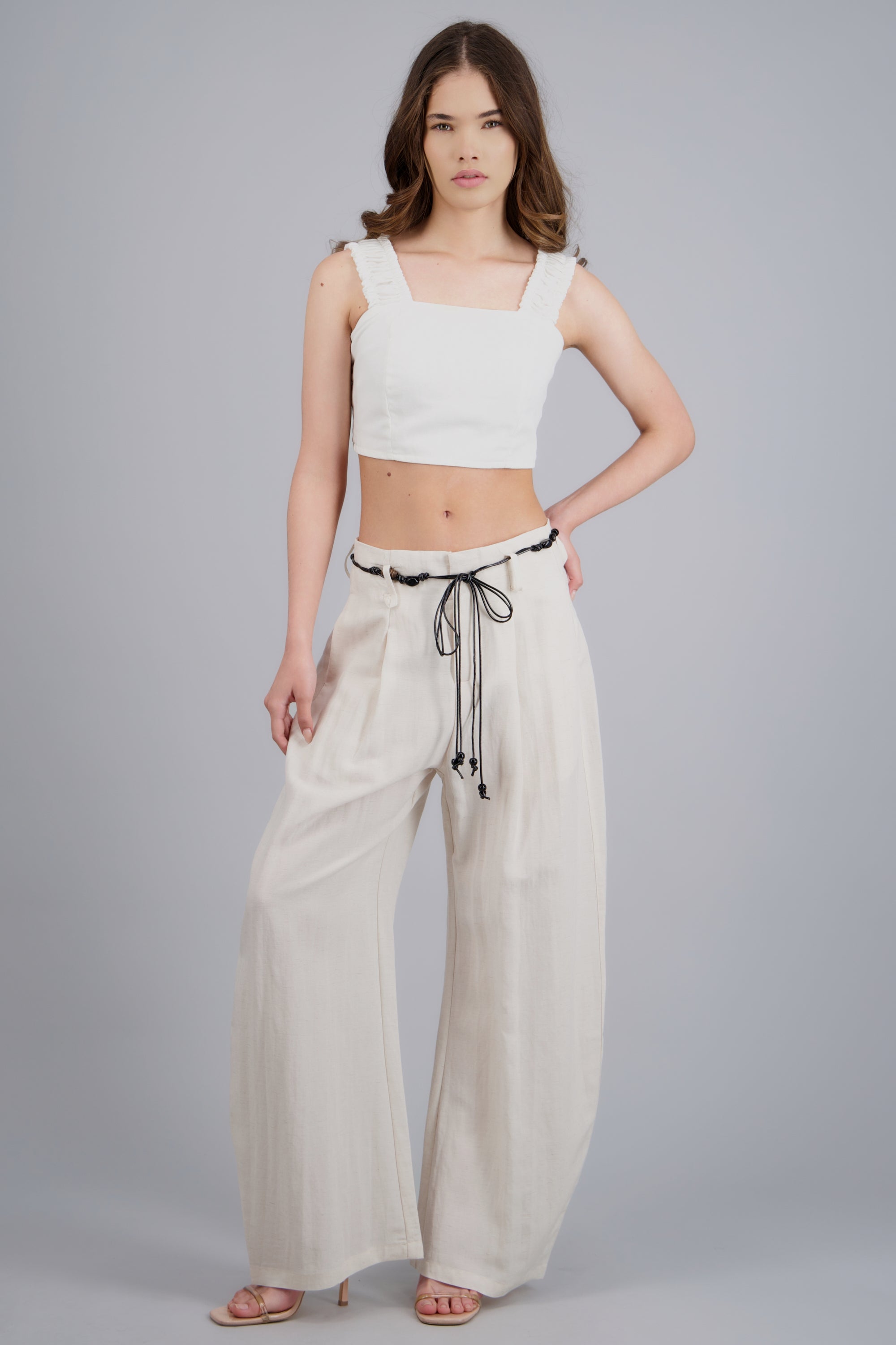 Pantalon wide leg detalle cinturon BEIGE