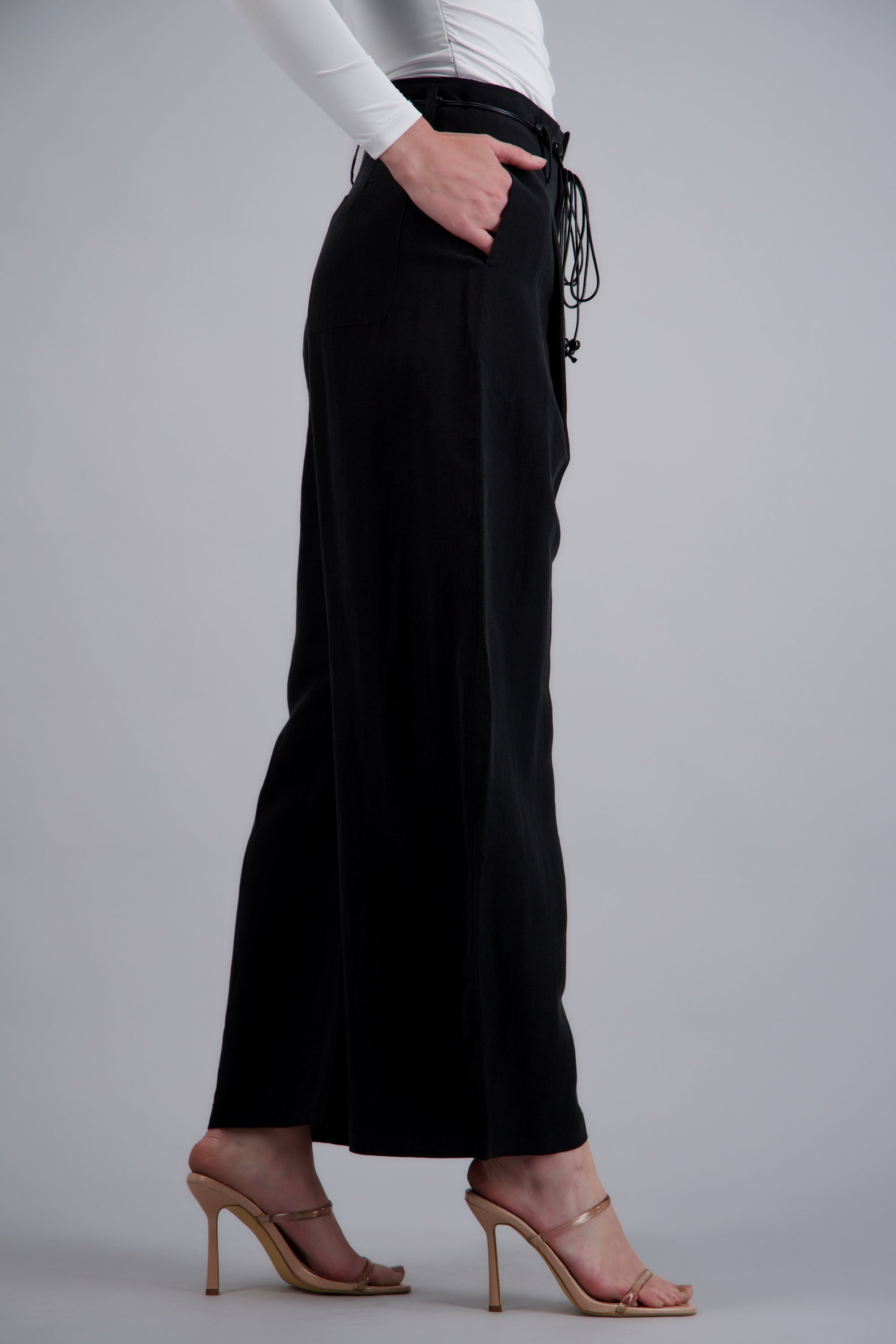 Pantalon wide leg detalle cinturon NEGRO