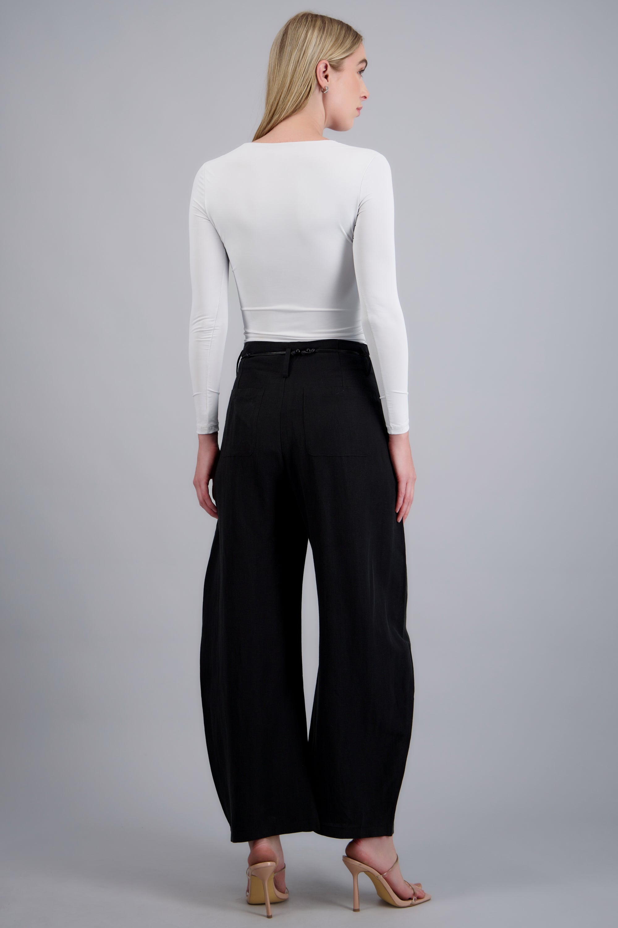 Pantalon wide leg detalle cinturon NEGRO