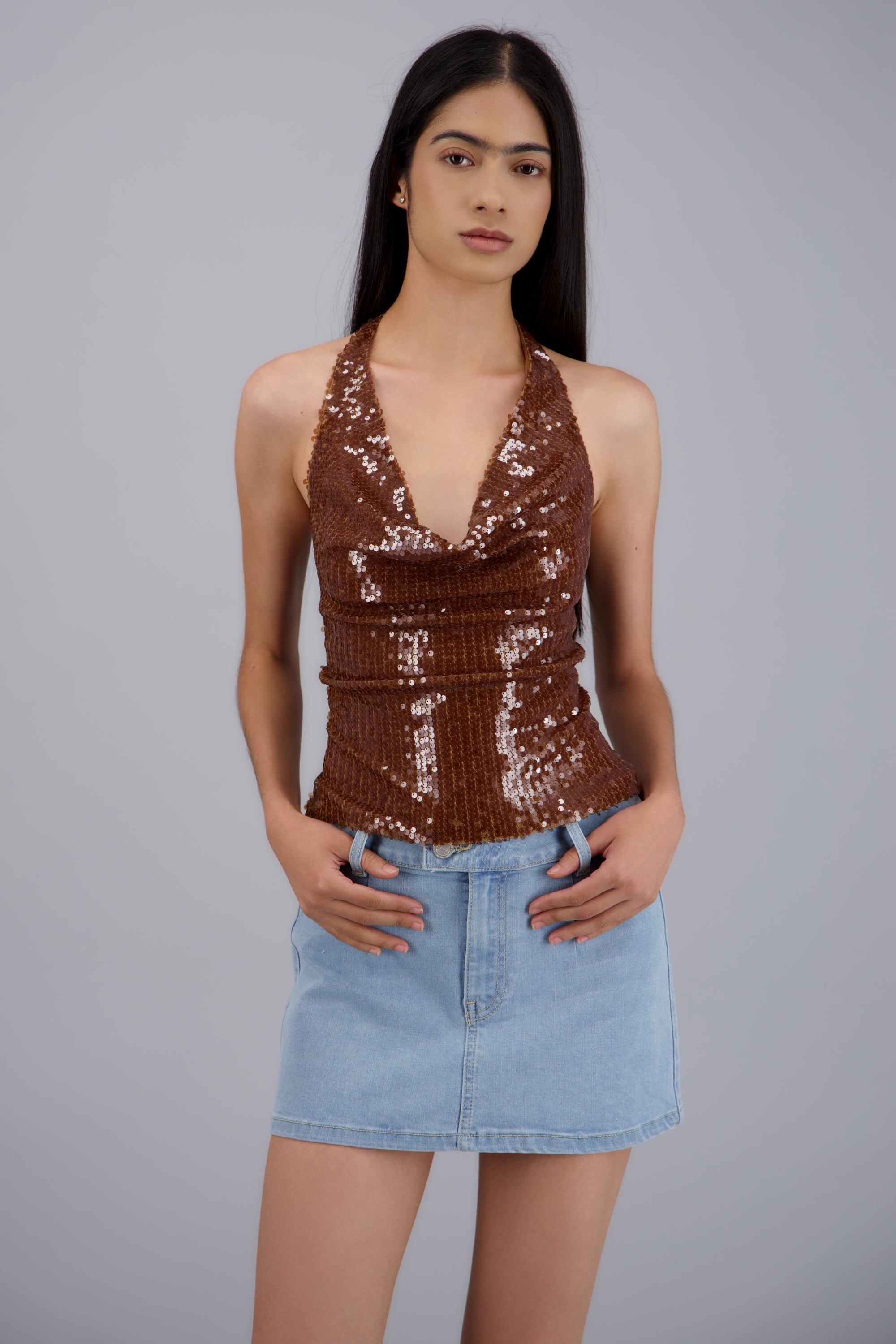 Top de lentejuela halter cuello cascada CAFE