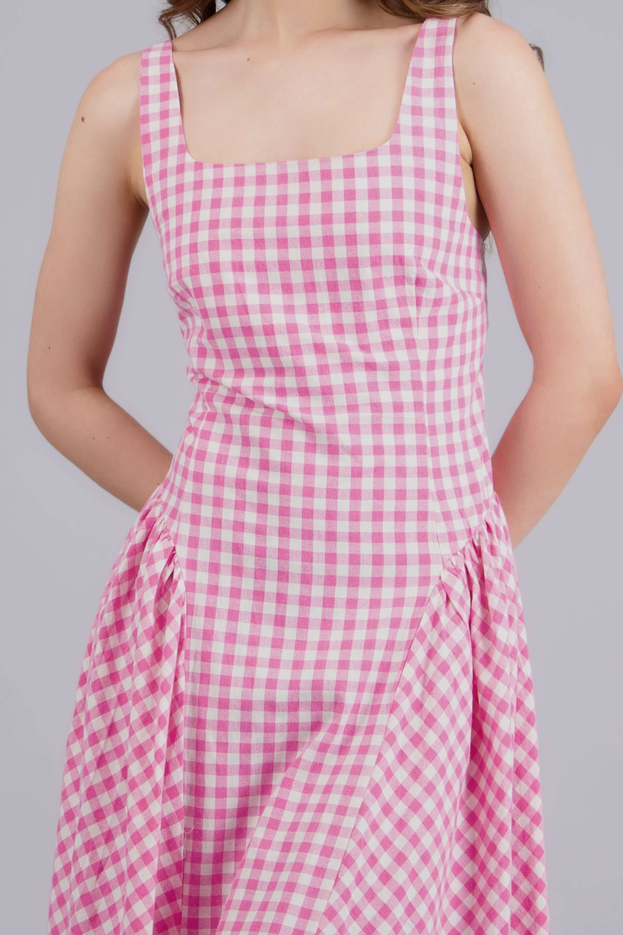 Vestido midi con tirantes gingham ROSA