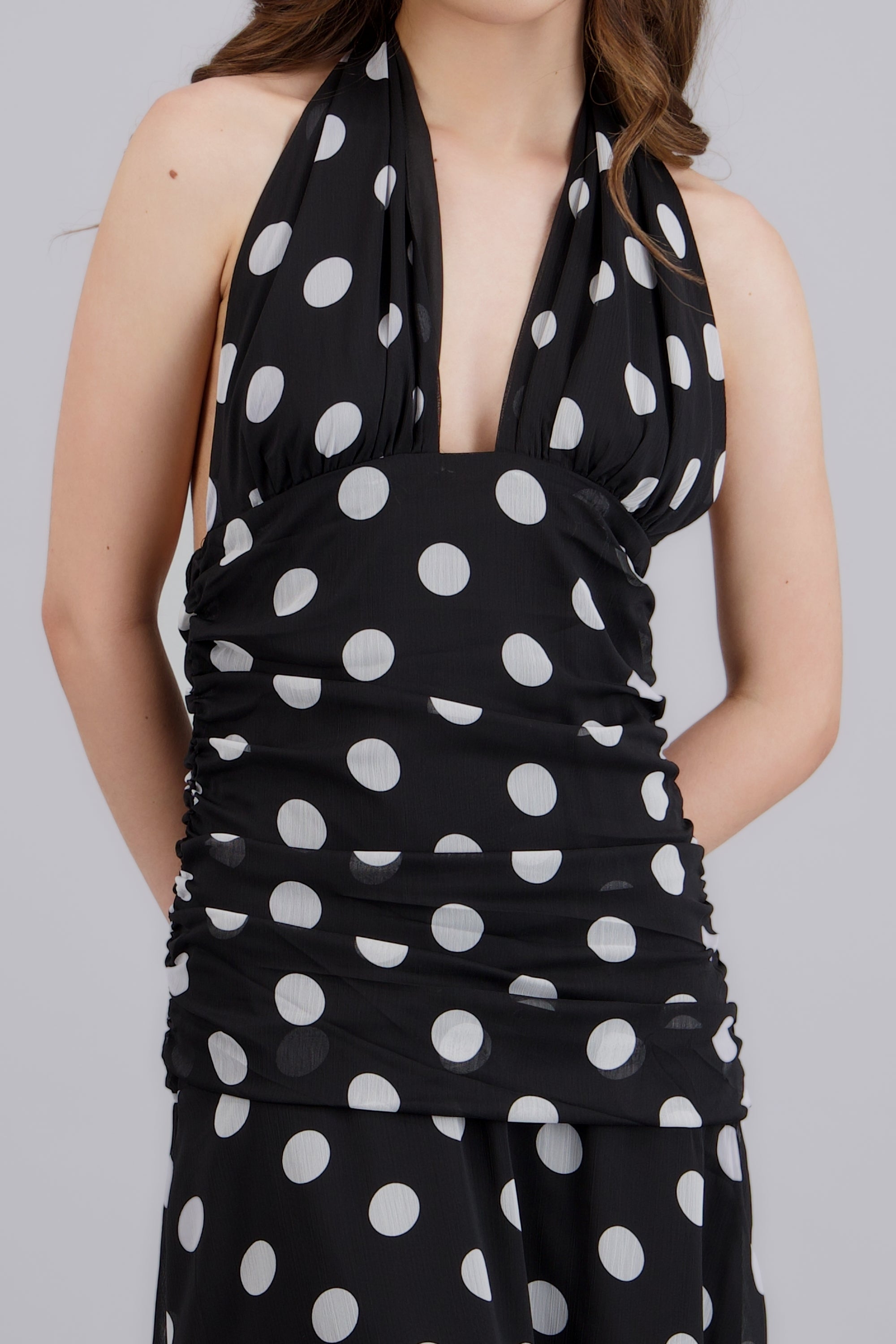 Vestido midi polka detalle drapeado NEGRO COMBO