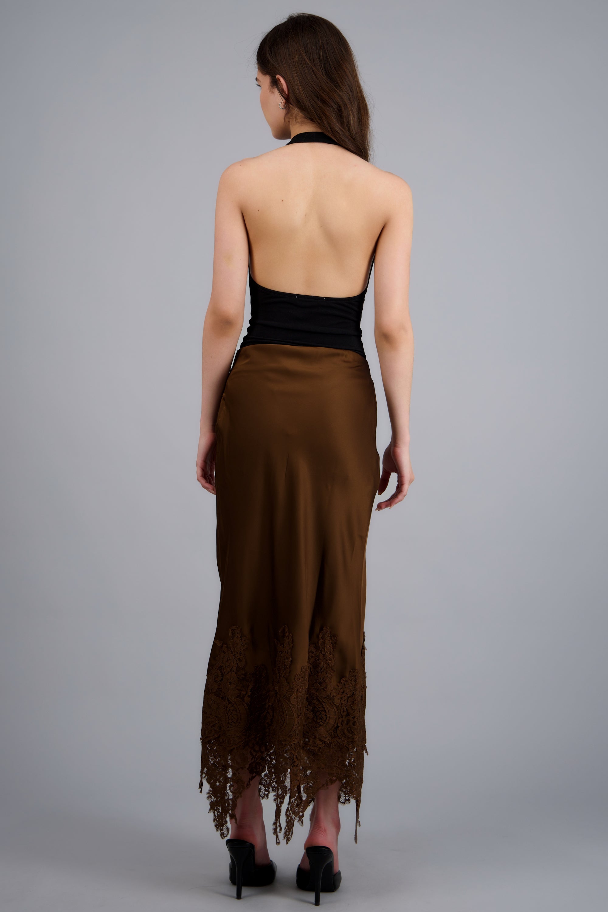 Falda midi satin detalle encaje CHOCOLATE