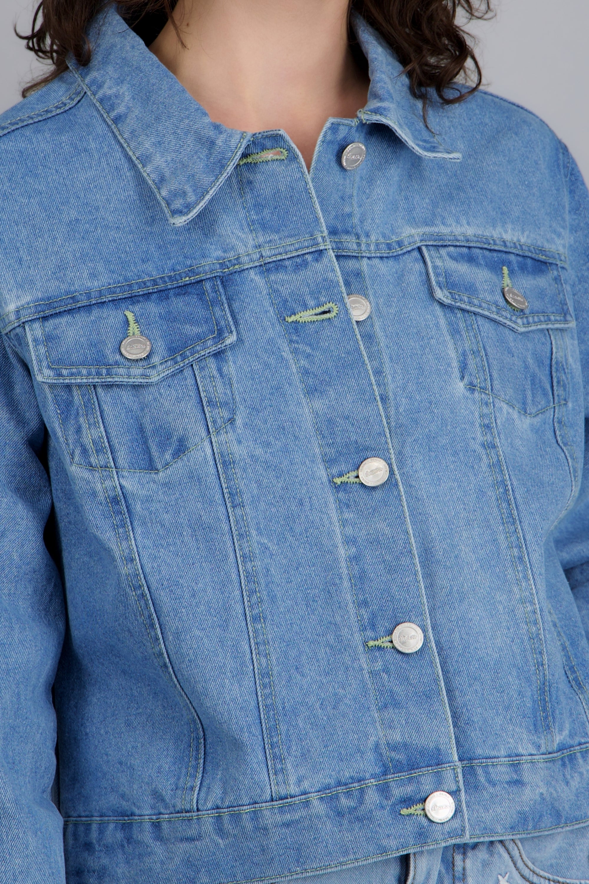 Chamarra báscia denim LIGHT WASH