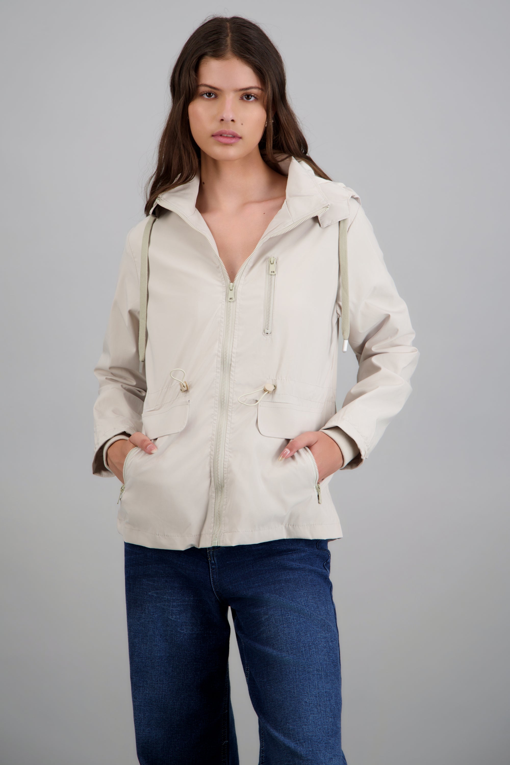 Chamarra ligera capucha impermeable HUESO