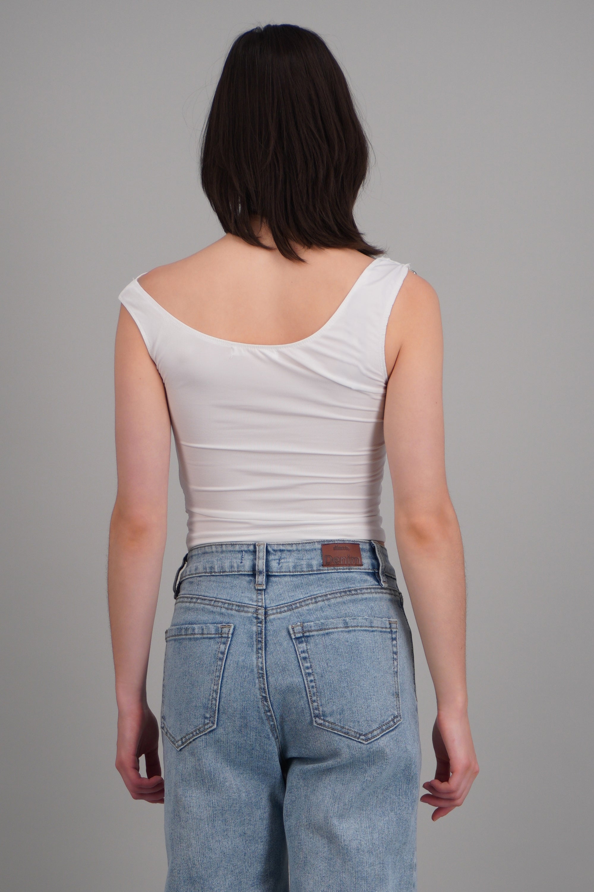 Top drapeado con argolla en tirante liso BLANCO