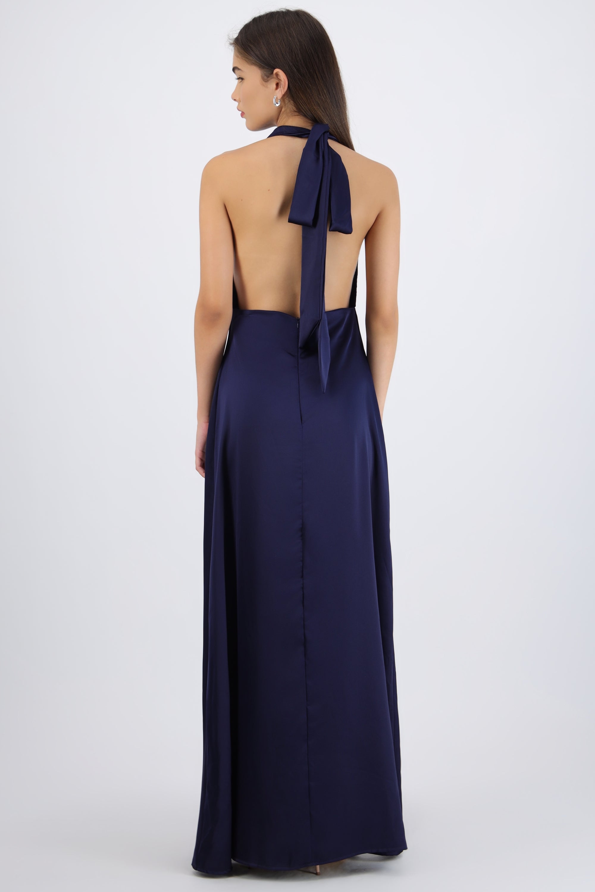 Vestido maxi escote cascada satinado