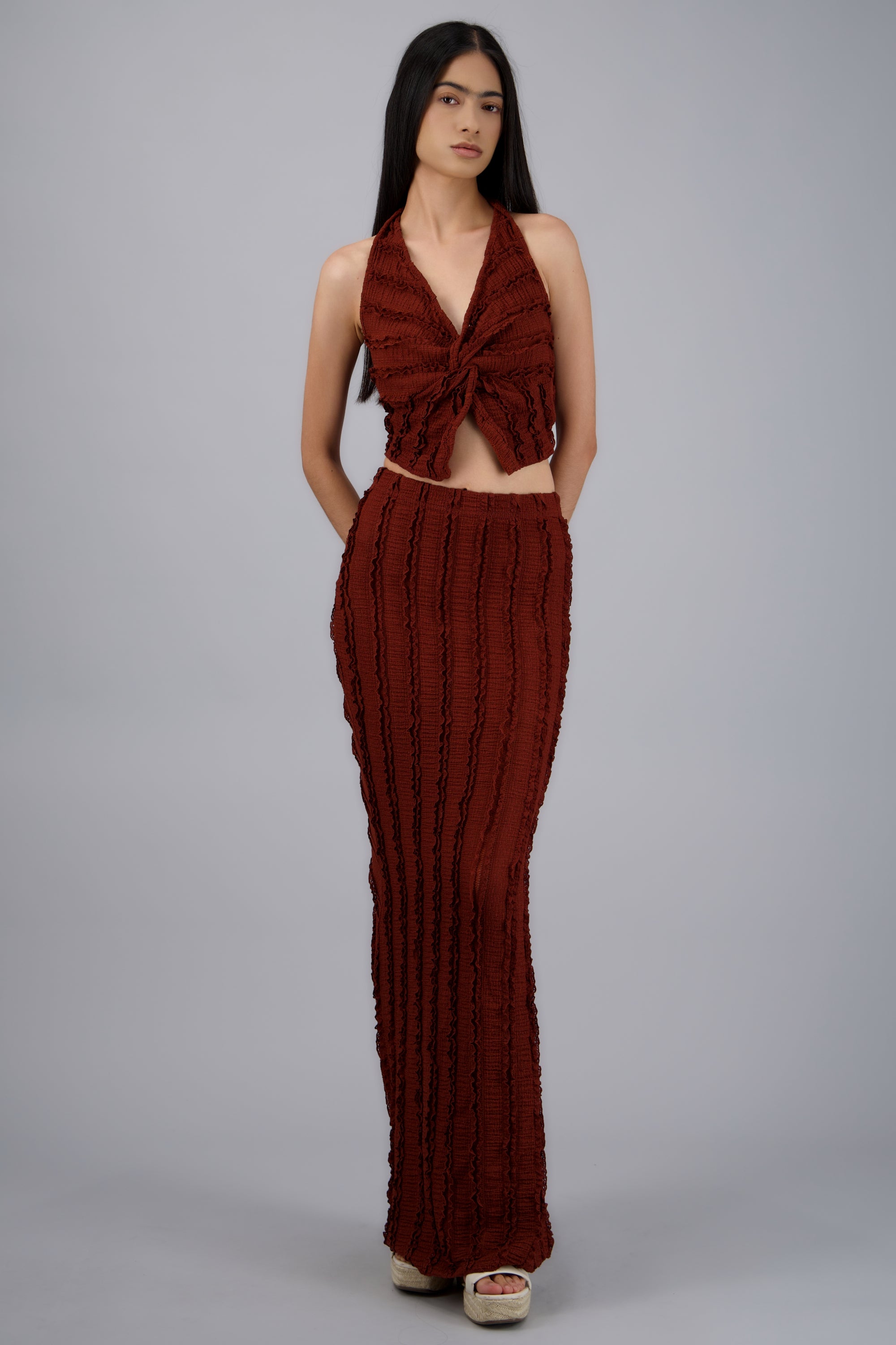 FALDA MAXI DET TEXTURA LADRILLO