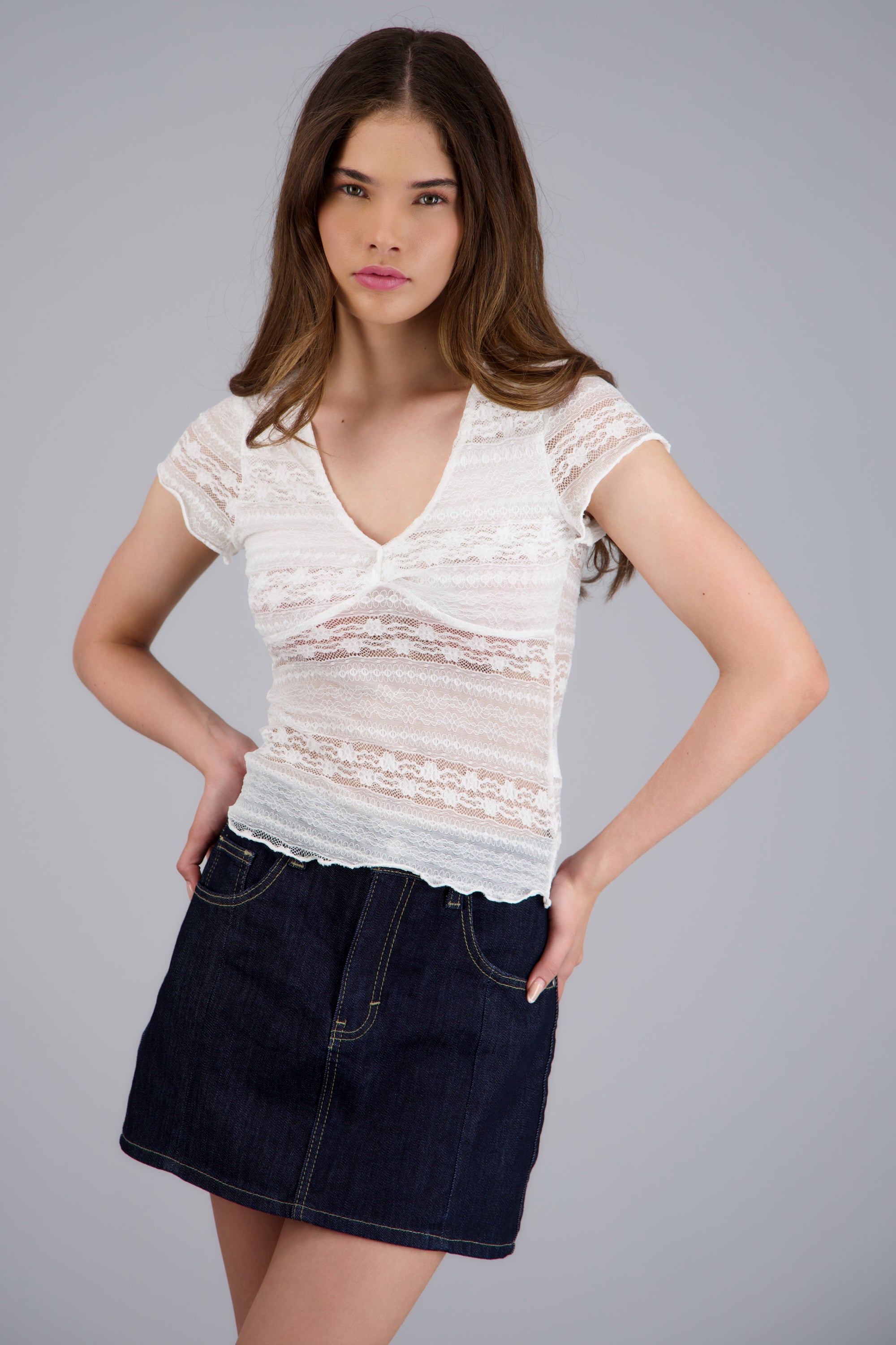 Blusa de encaje manga corta BLANCO