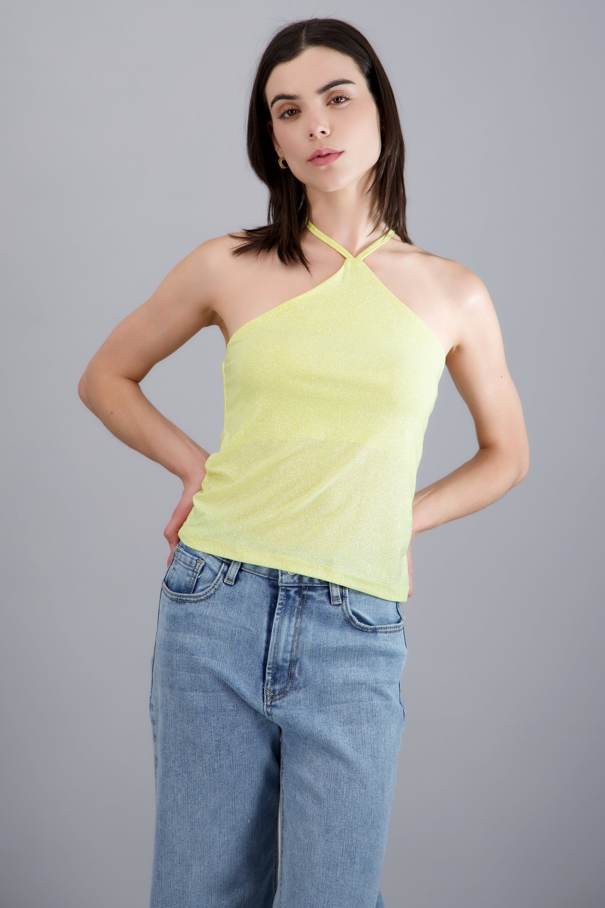 Top halter sin mangas detalle brillos AMARILLO PASTEL