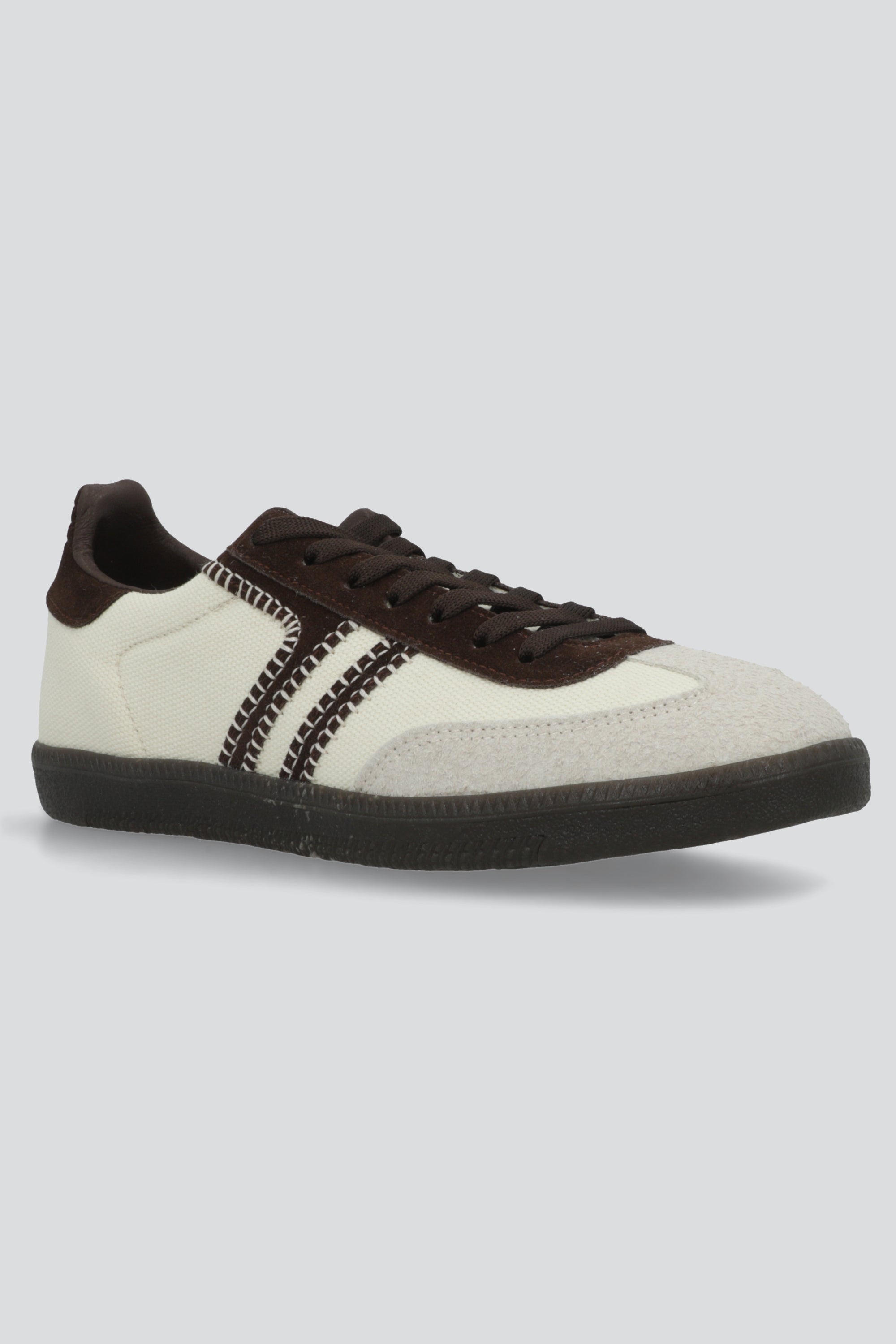 Tenis lineas contrastes CAFE COMBO