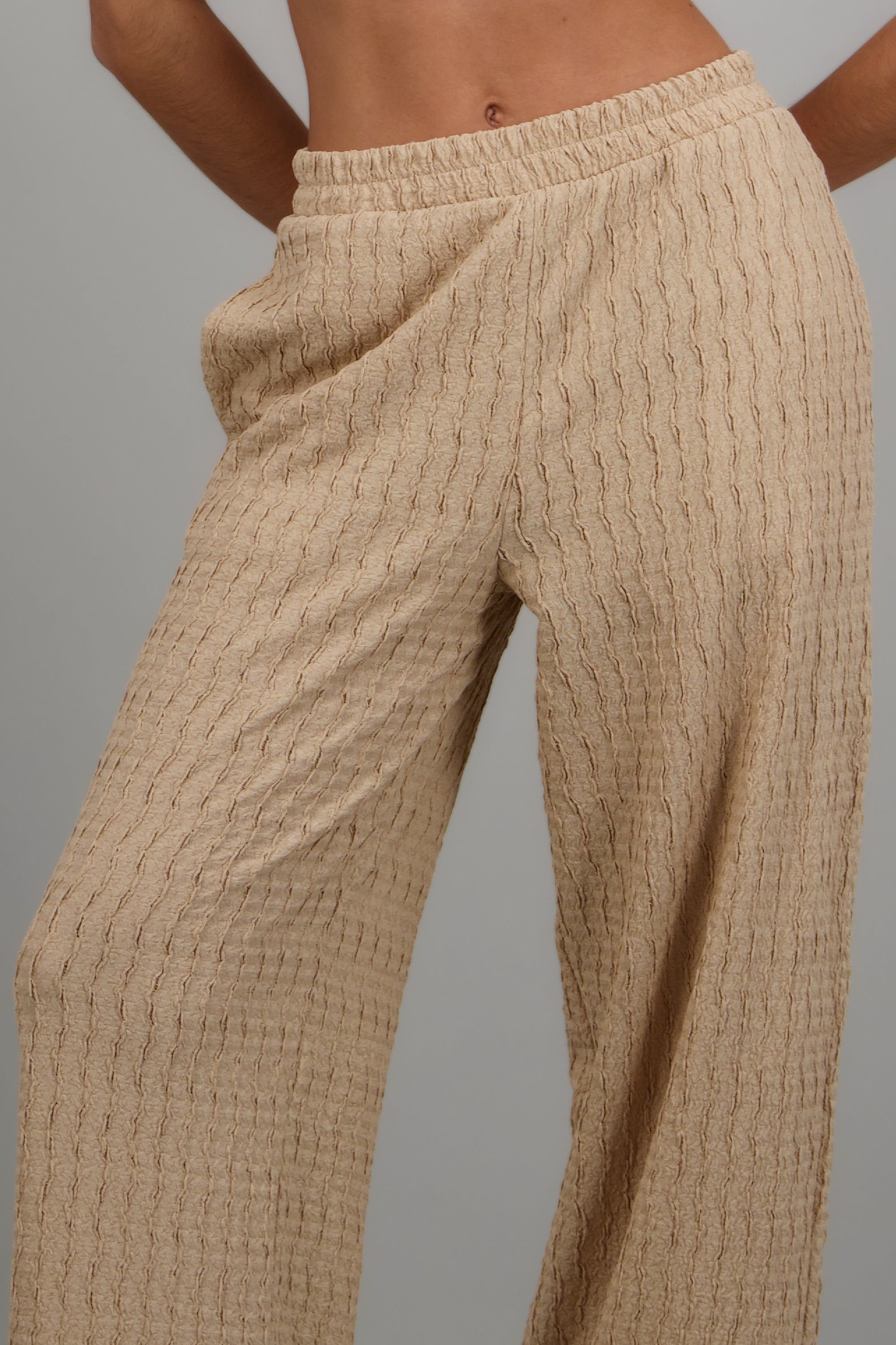 Pantalon amplio con elastico en pretina ARENA