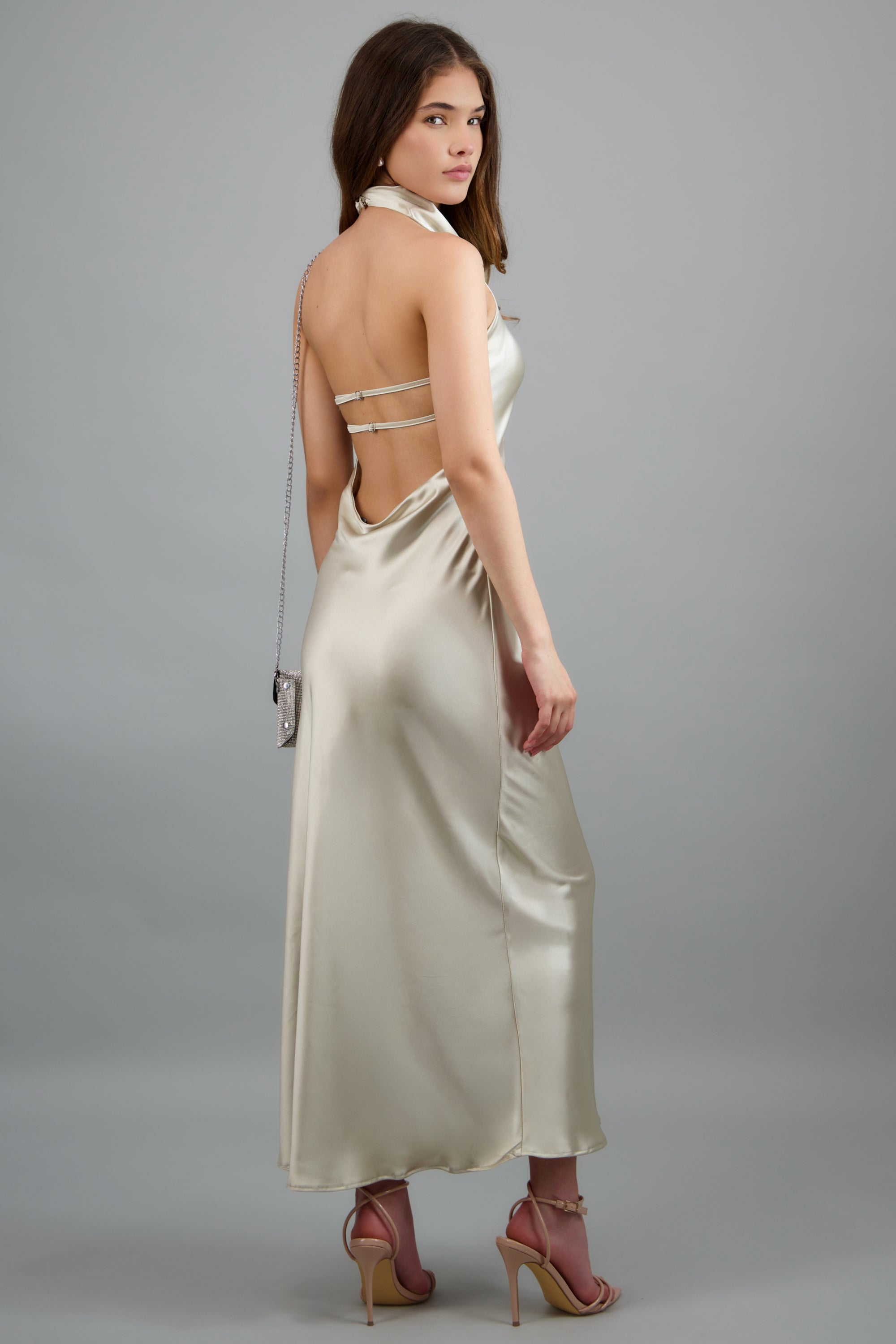 Vestido midi cuello alto espalda descubierta HUESO