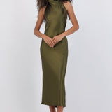 Vestido midi cuello alto espalda descubierta