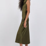 Vestido midi cuello alto espalda descubierta