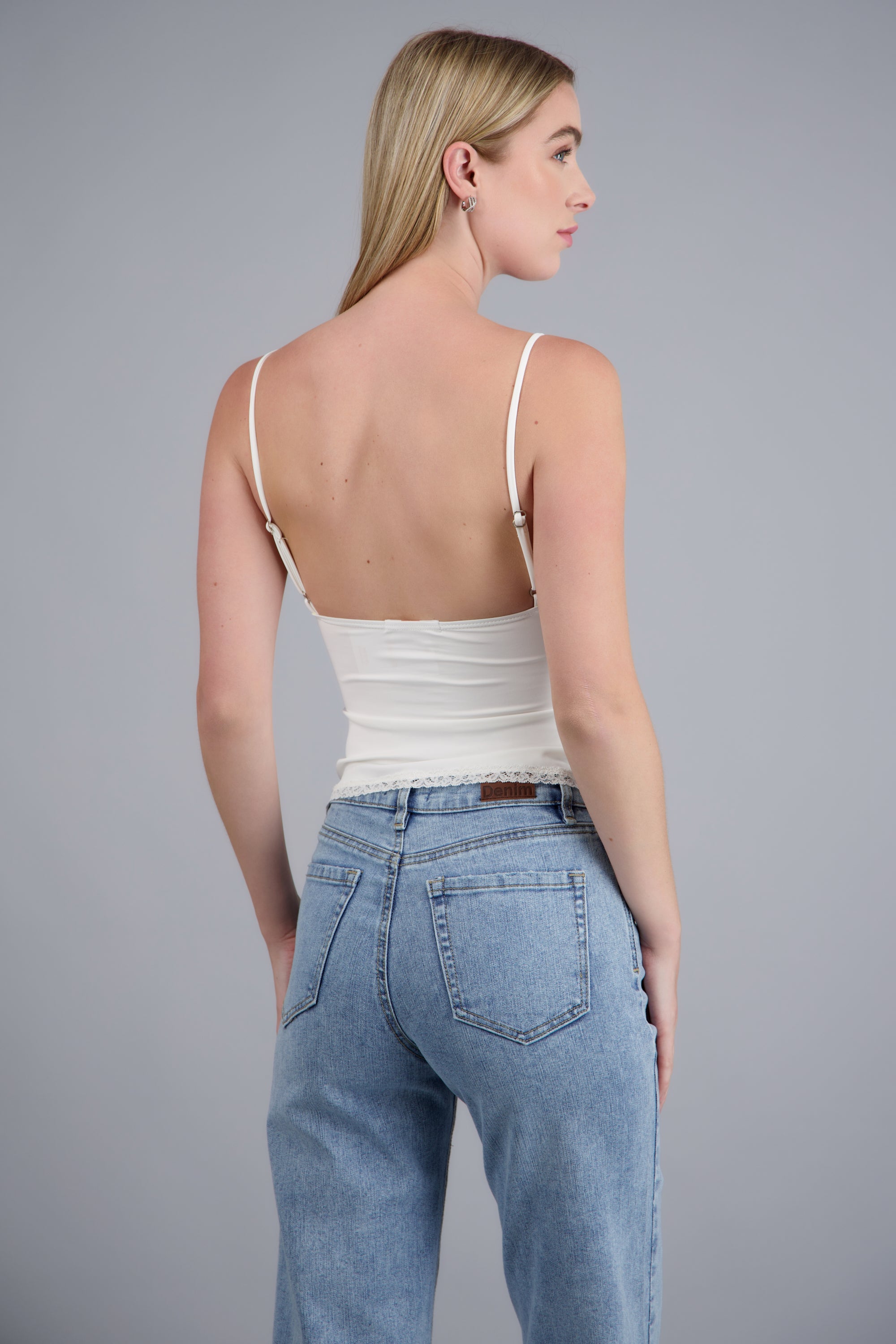 Top escote V detalle encaje BLANCO