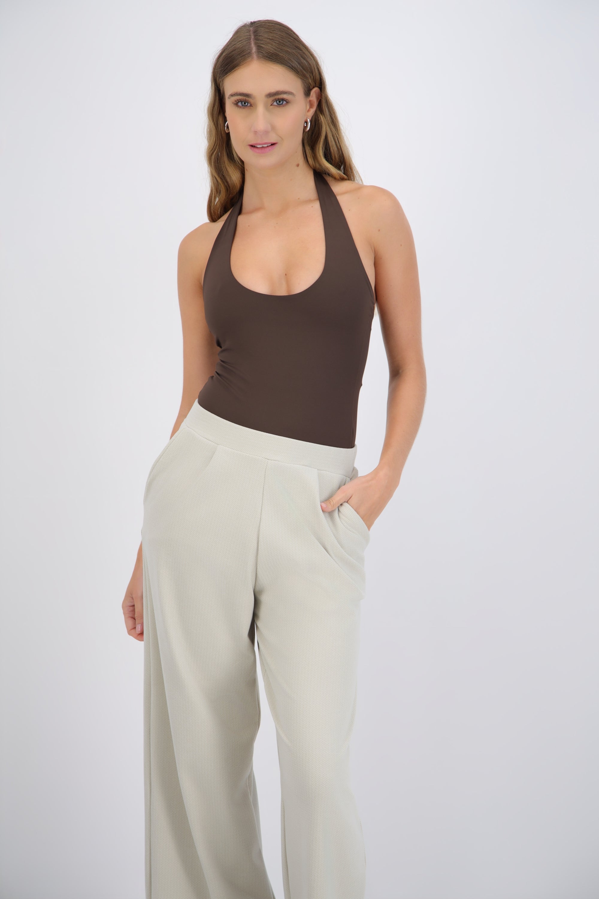 Body halter escote redondo