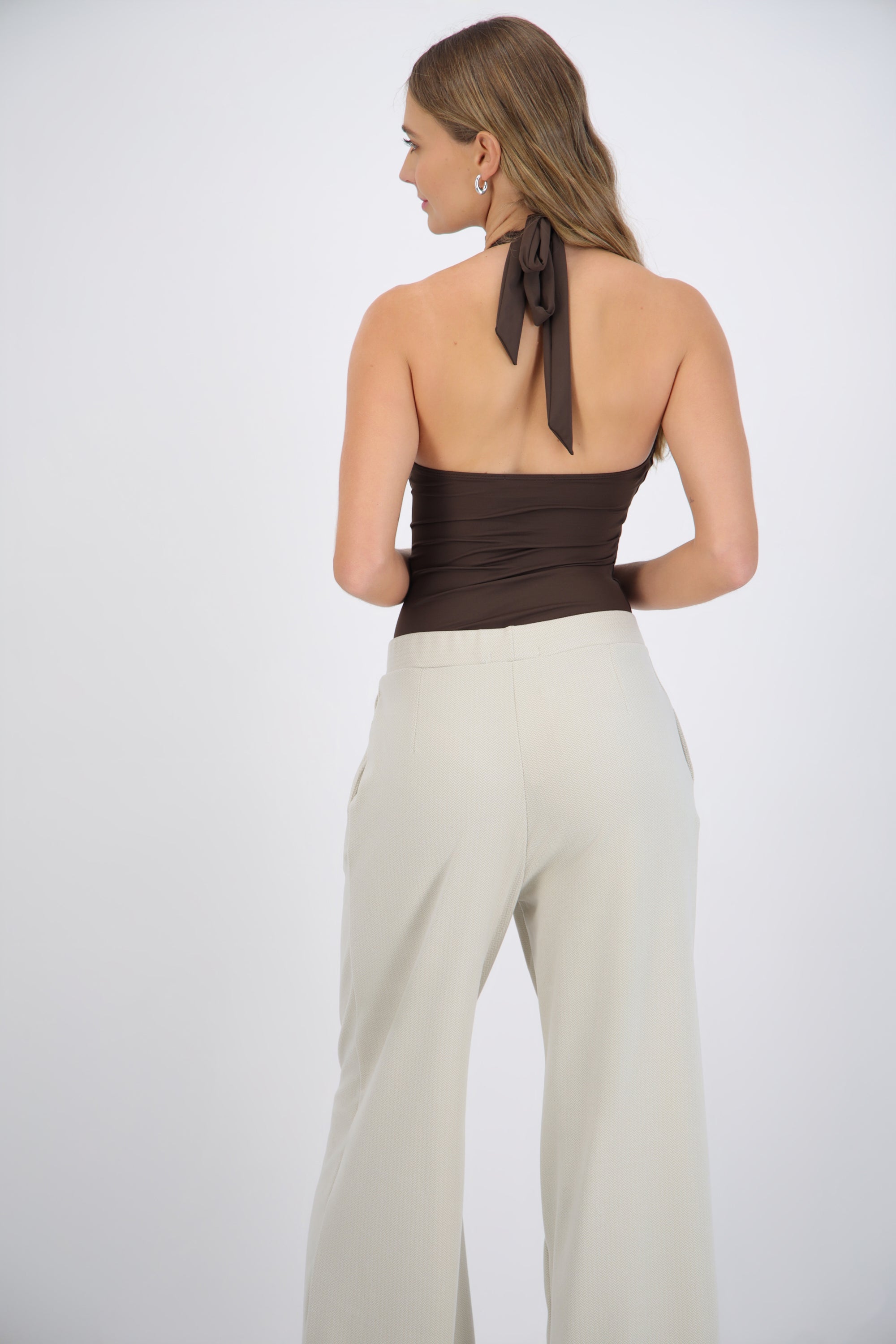 Body halter escote redondo
