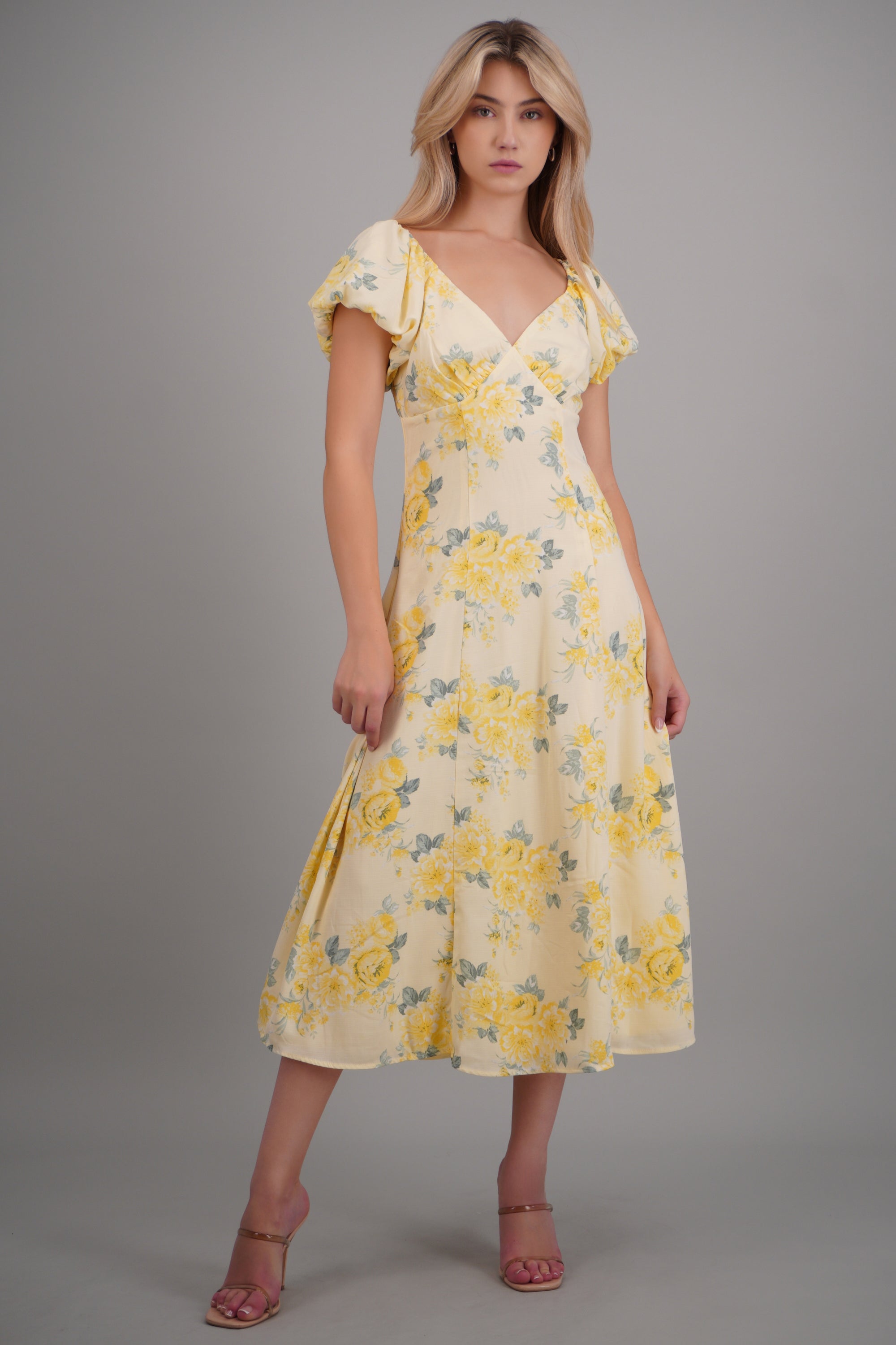 Vestido estampado flores cut out espalda AMARILLO COMBO