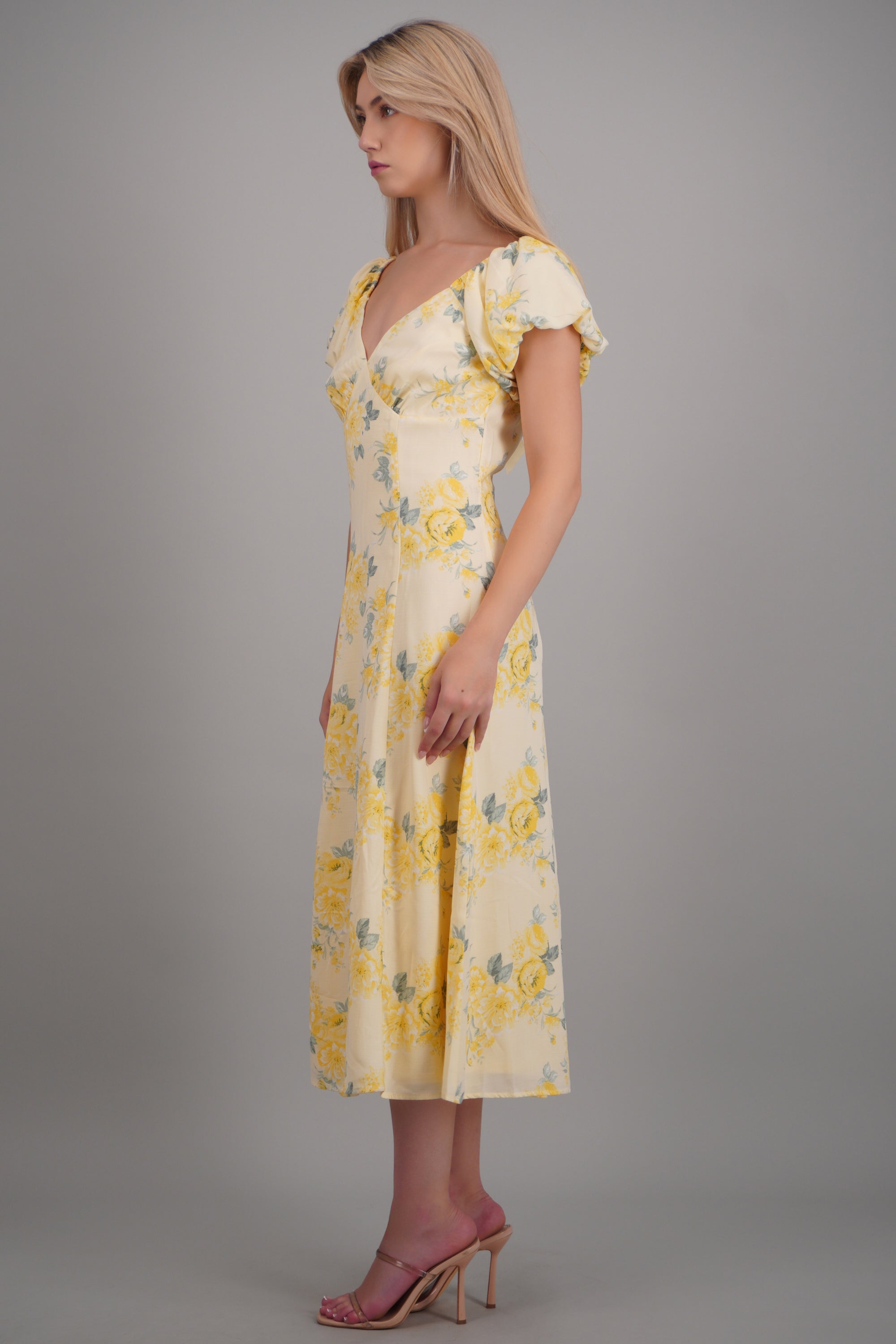 Vestido estampado flores cut out espalda AMARILLO COMBO
