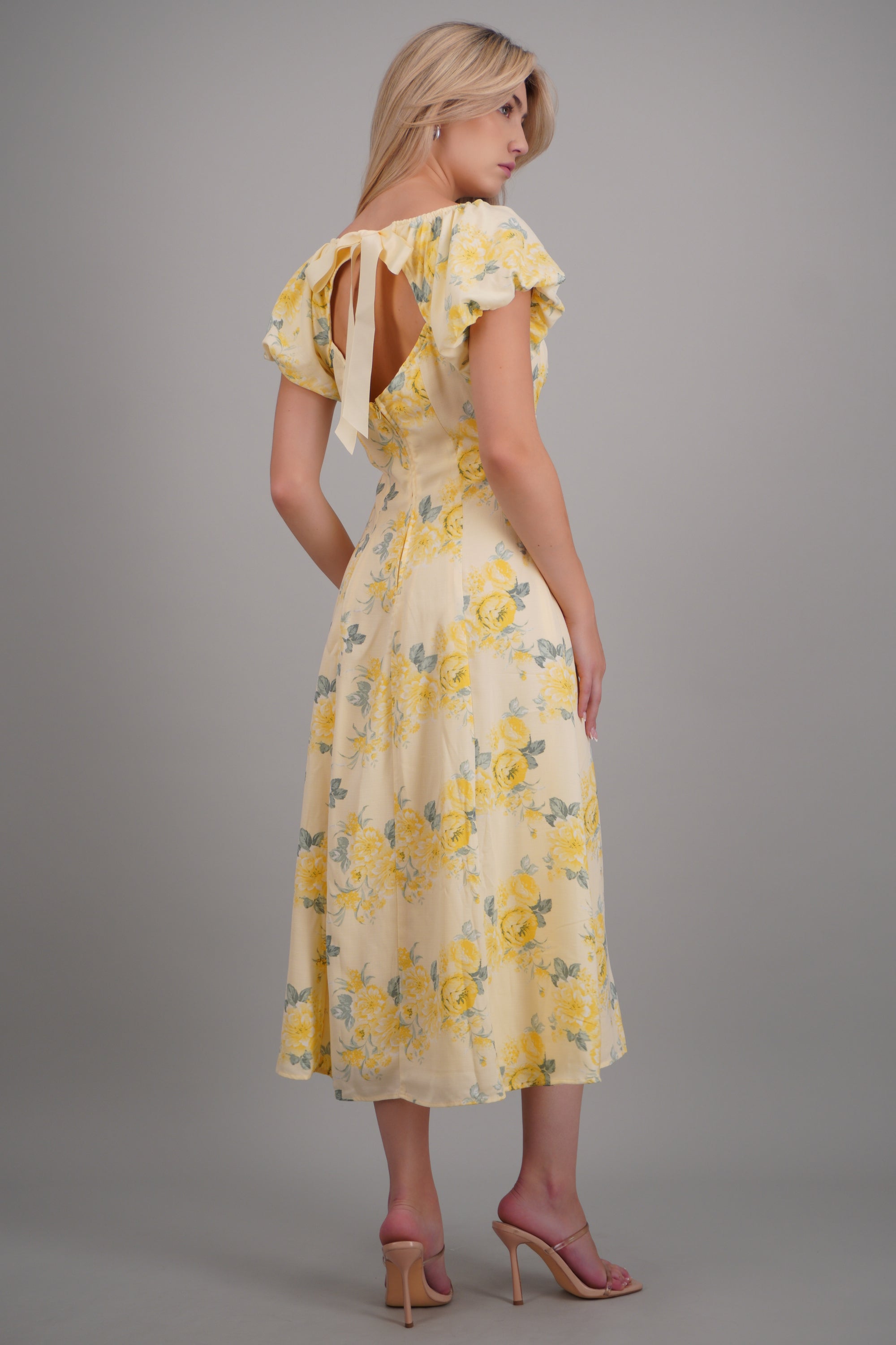 Vestido estampado flores cut out espalda AMARILLO COMBO