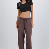 Pants lisos con bolsas