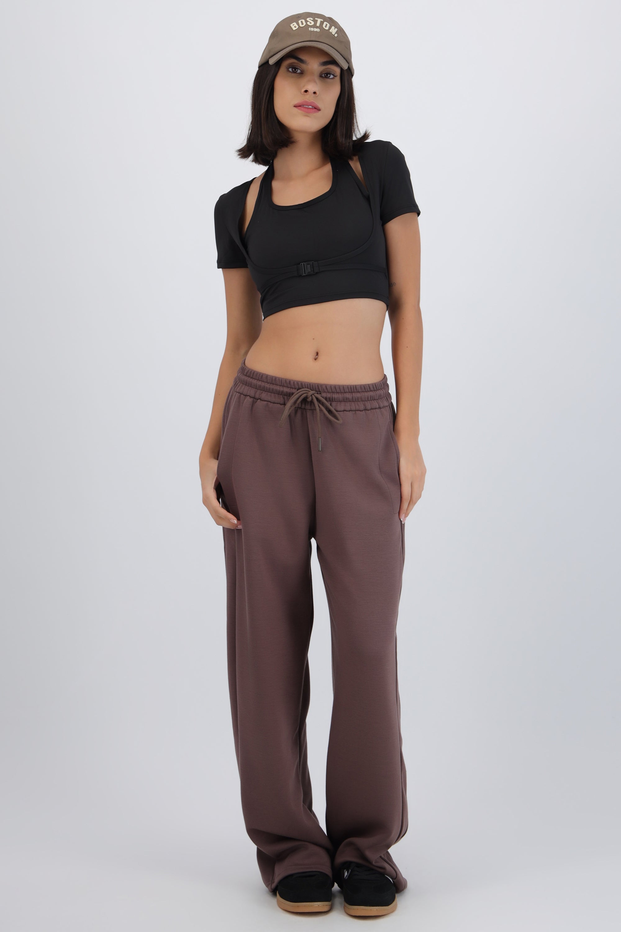 Pants lisos con bolsas