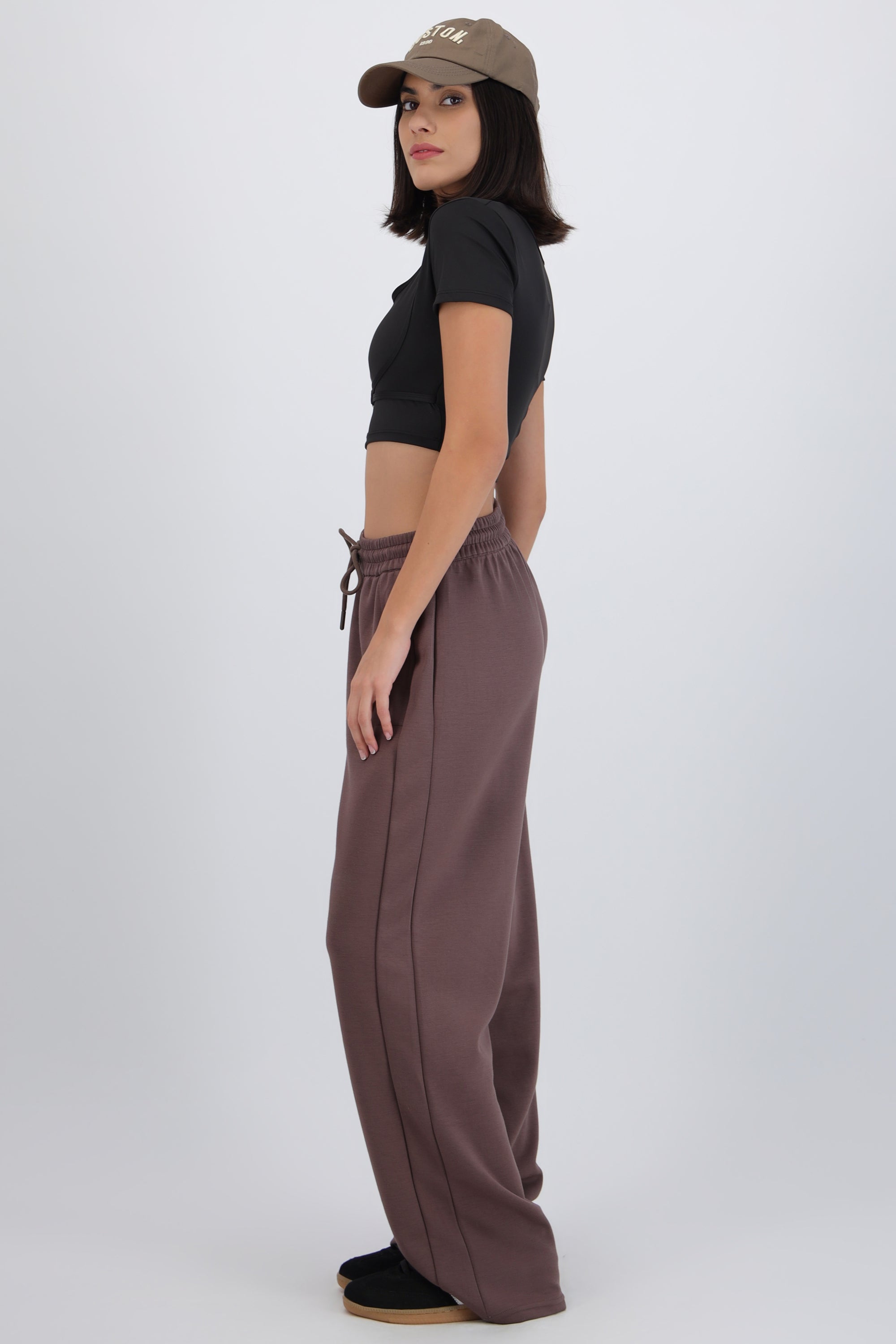 Pants lisos con bolsas